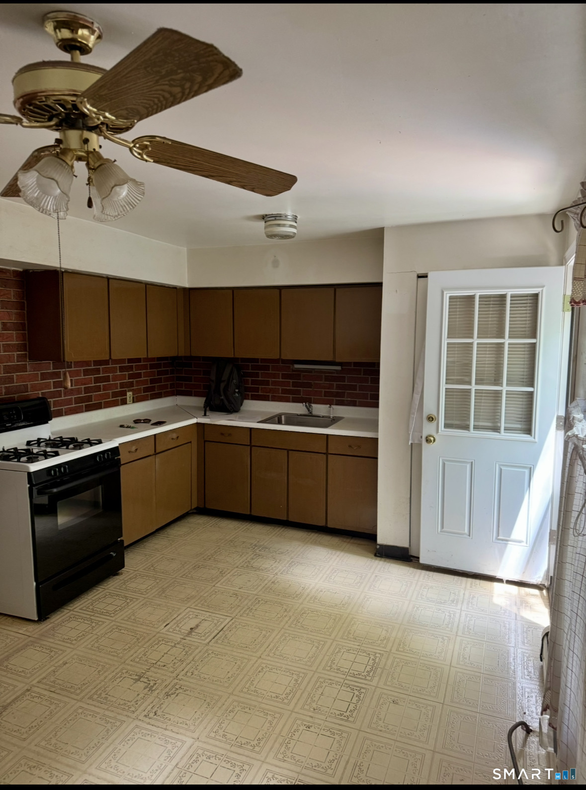 Homes for sale in Bridgeport, CT | 93A Karen Ct, Bridgeport, CT 06606 | MLS# 24186249