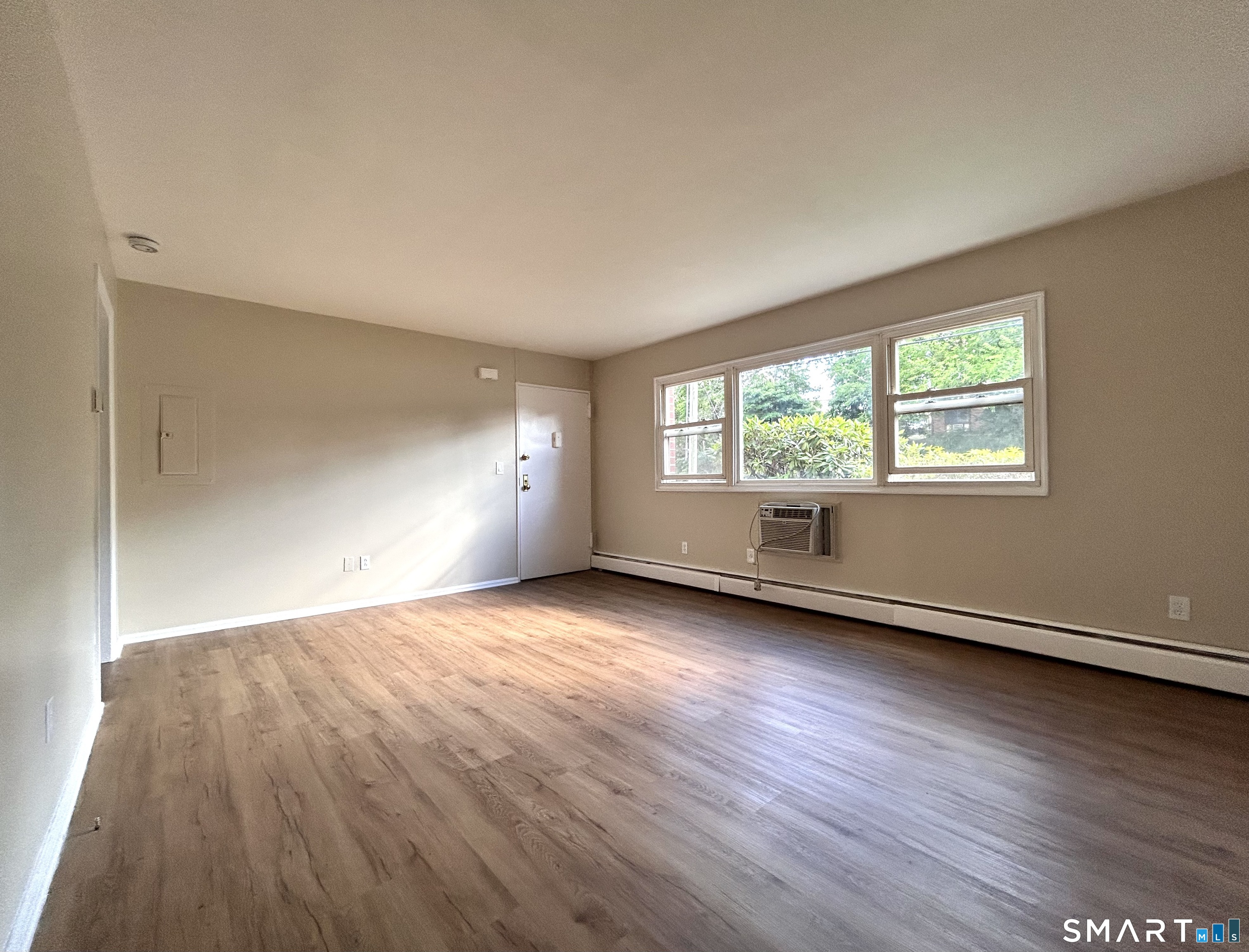 Homes for sale in Bridgeport, CT | 2756 Madison Ave #1A, Bridgeport, CT 06606 | MLS# 24165752