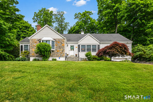 13 Hickory Drive