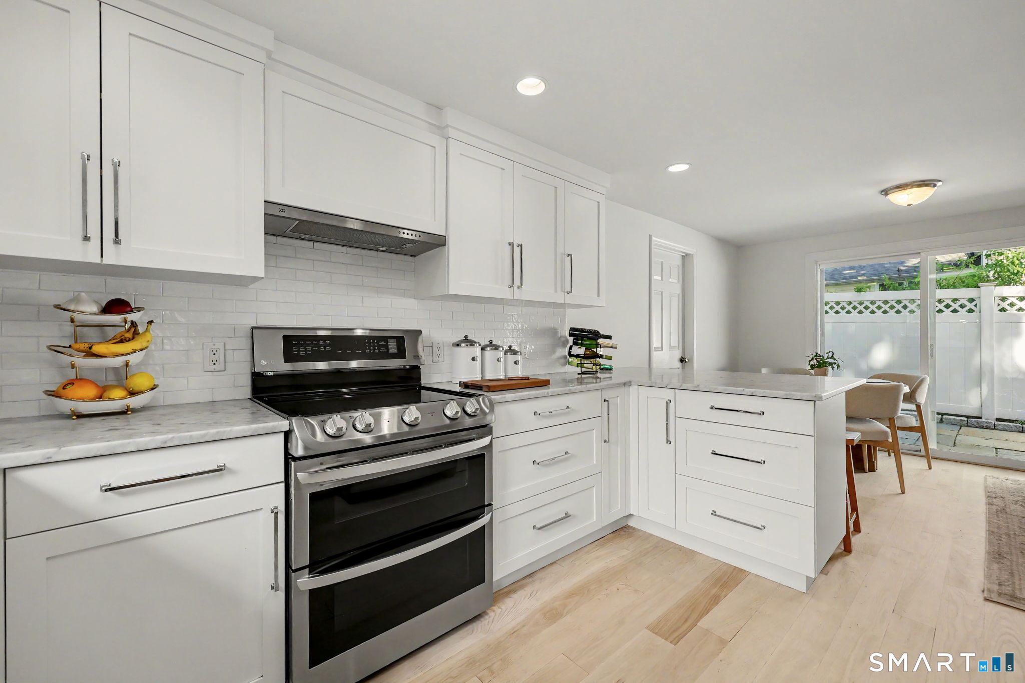 140 East Avenue, New Canaan, Connecticut photo 3