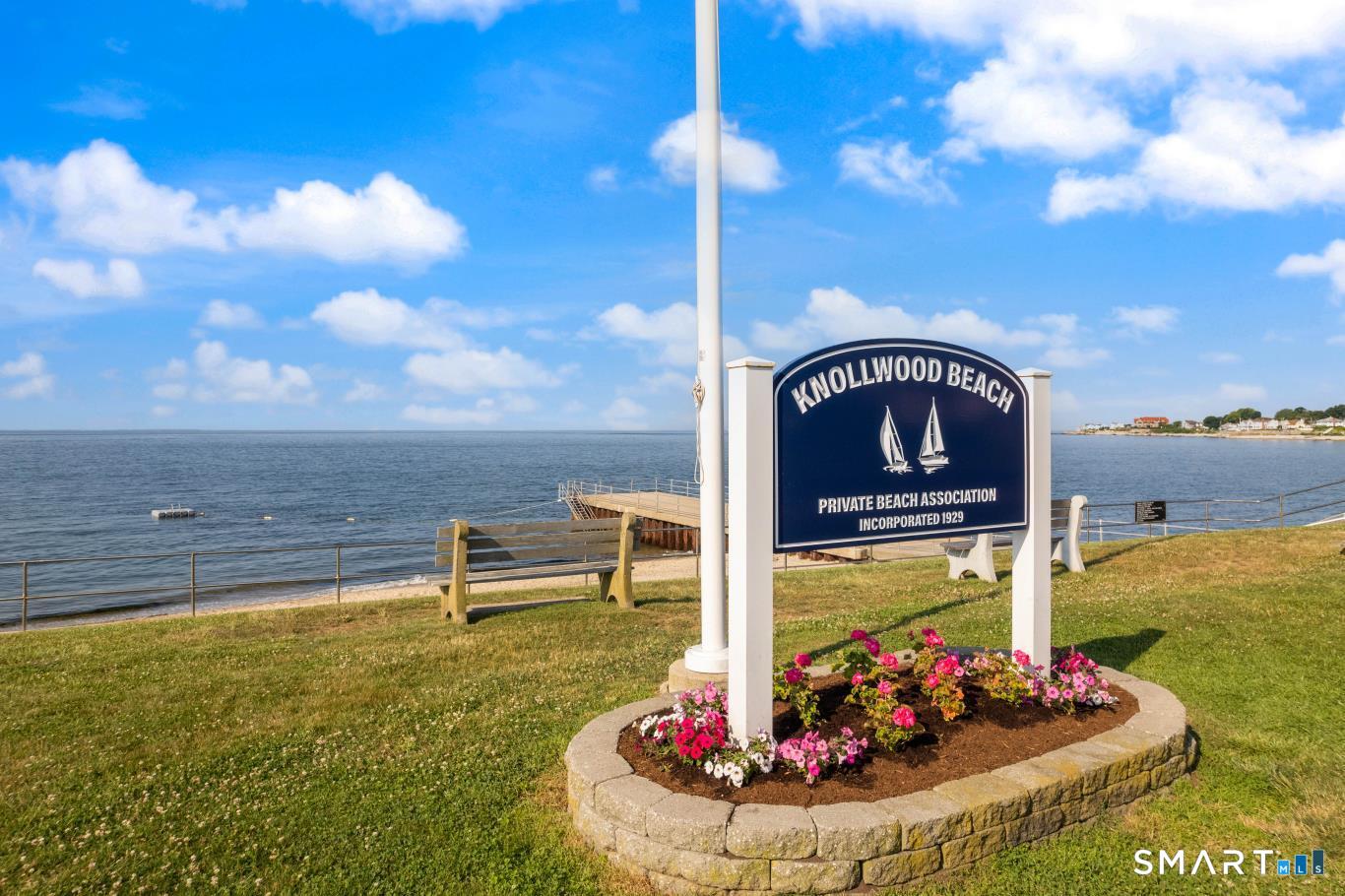 Homes for sale in Old Saybrook, CT | 37 Woodland Dr, Old Saybrook, CT 06475 | MLS# 24186222