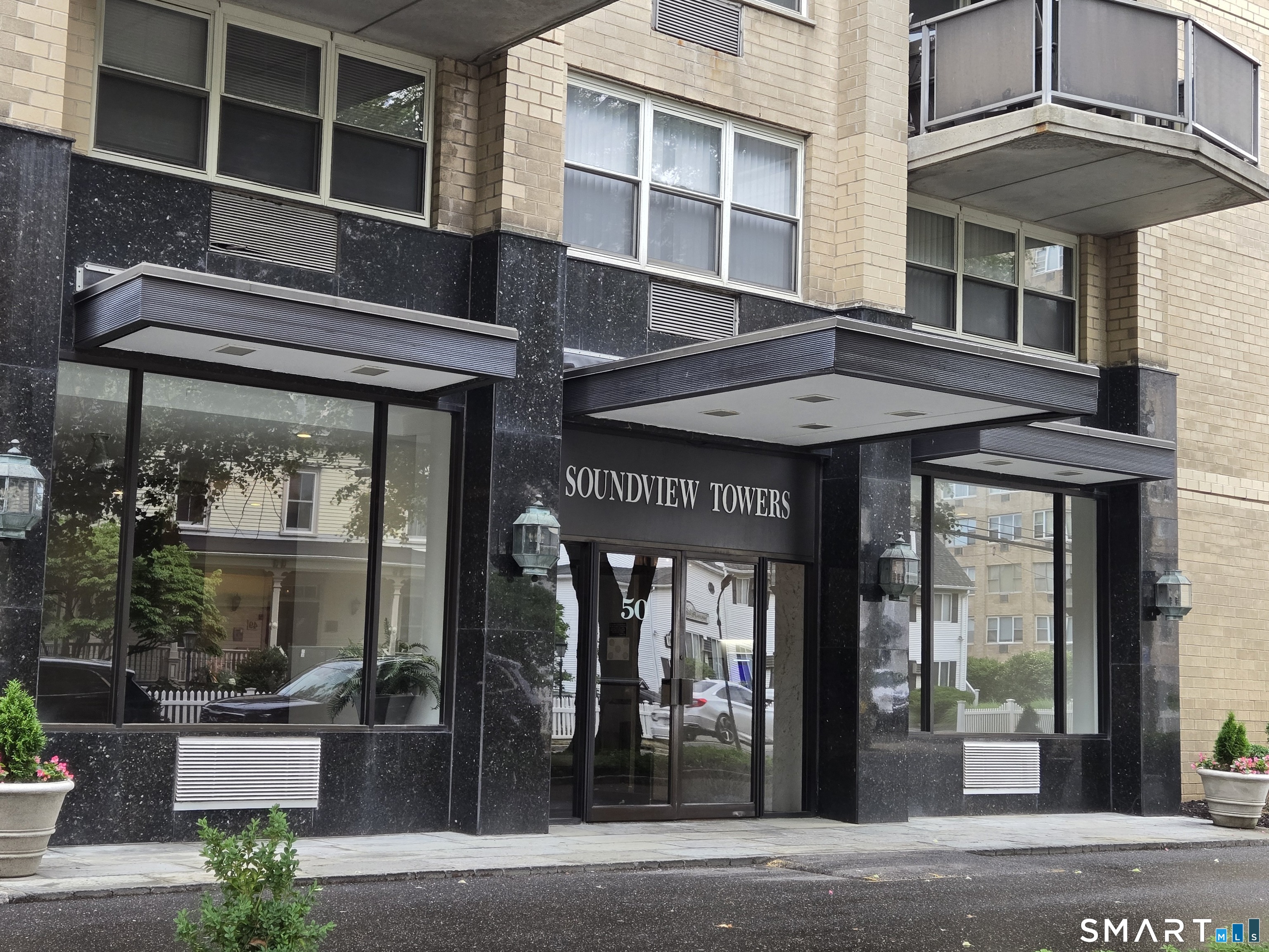 50 Glenbrook Road 2B