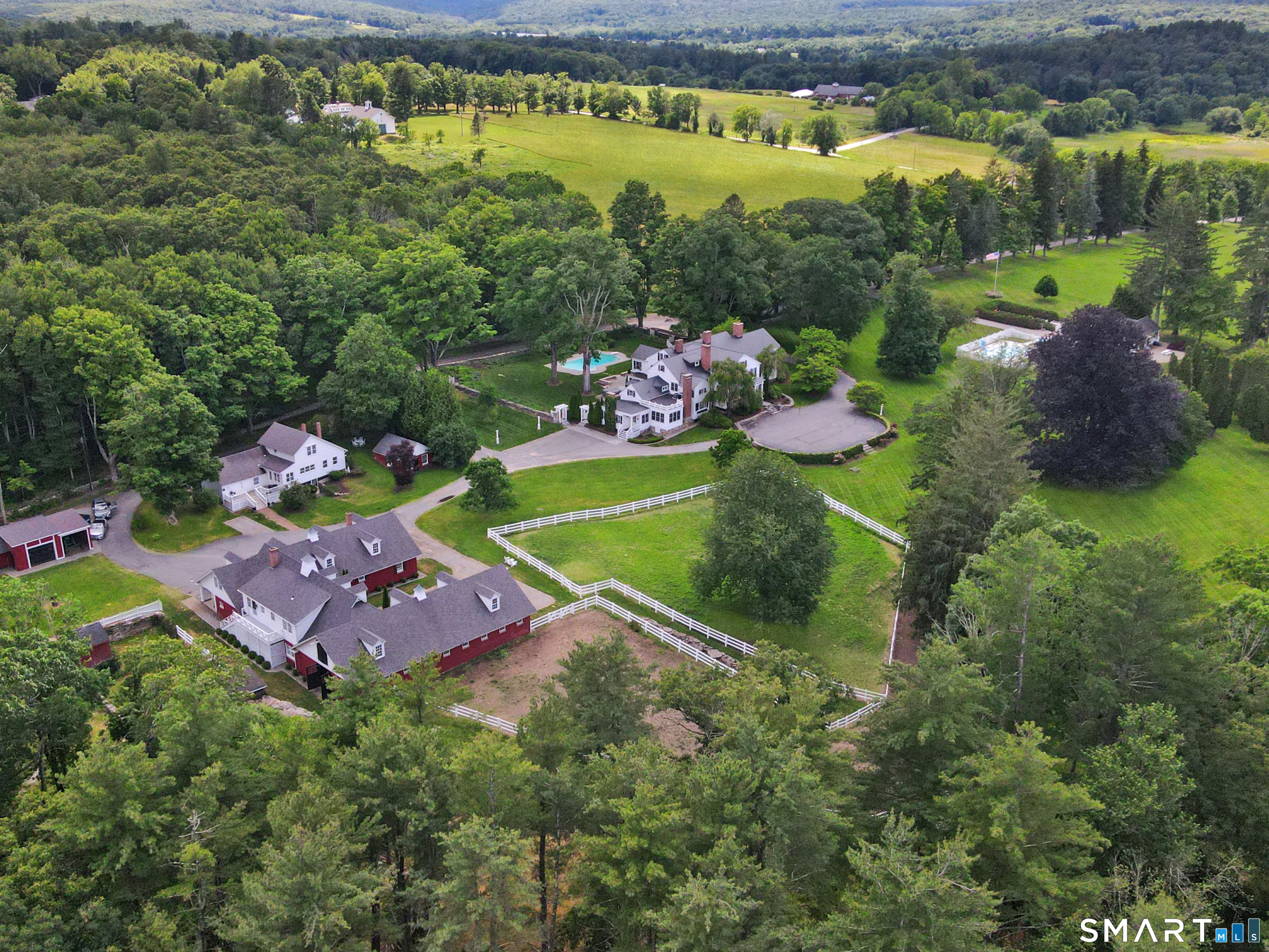Homes for sale in Pomfret Center, CT | 433 Wrights Crossing Rd, Pomfret Center, CT 06259 | MLS# 24101484