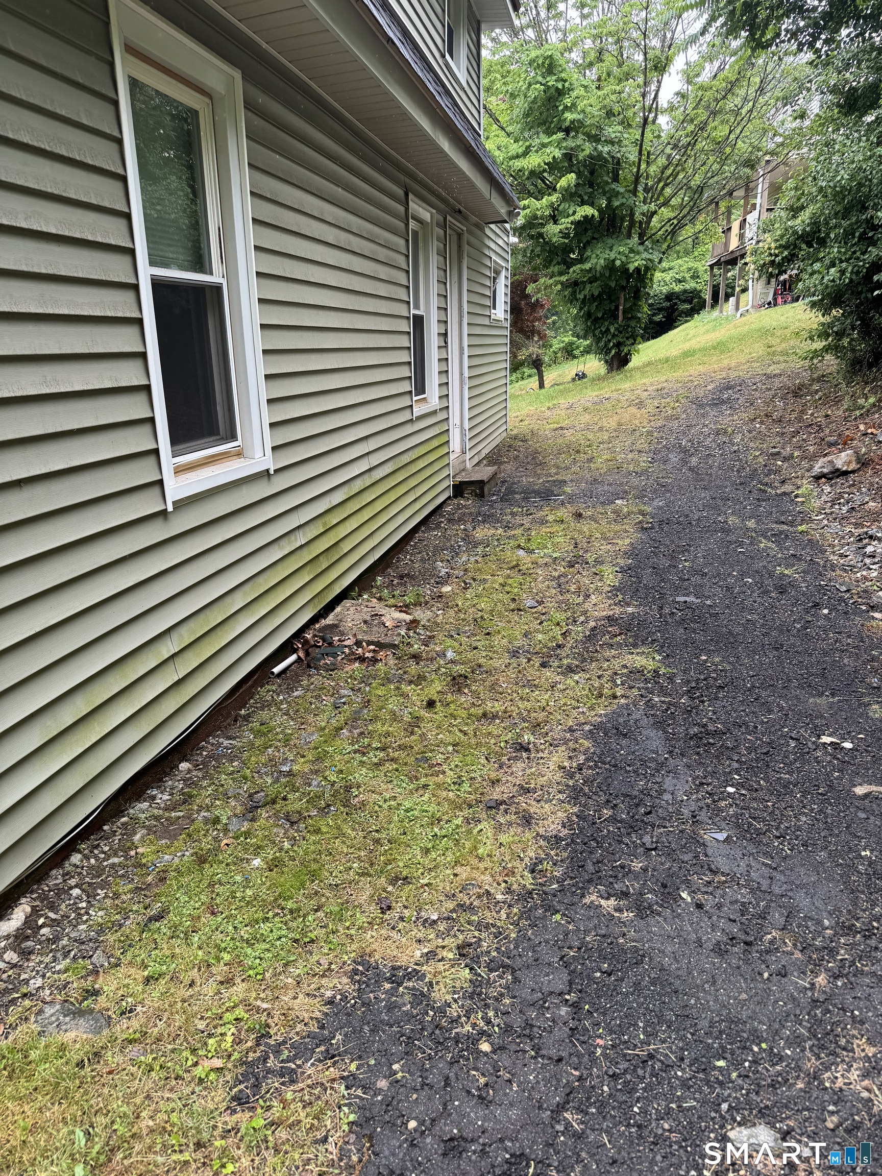 Homes for sale in Shelton, CT | 571 River Rd, Shelton, CT 06484 | MLS# 24183421
