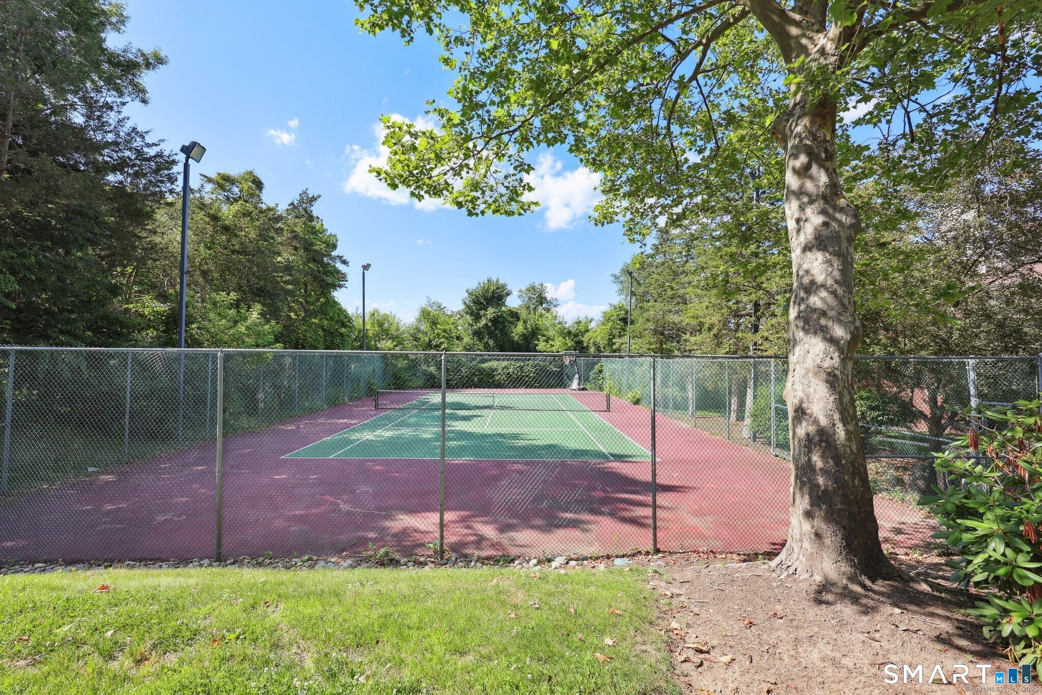 Homes for sale in Middletown, CT | 5 Carriage Crossing Ln #5, Middletown, CT 06457 | MLS# 24185686