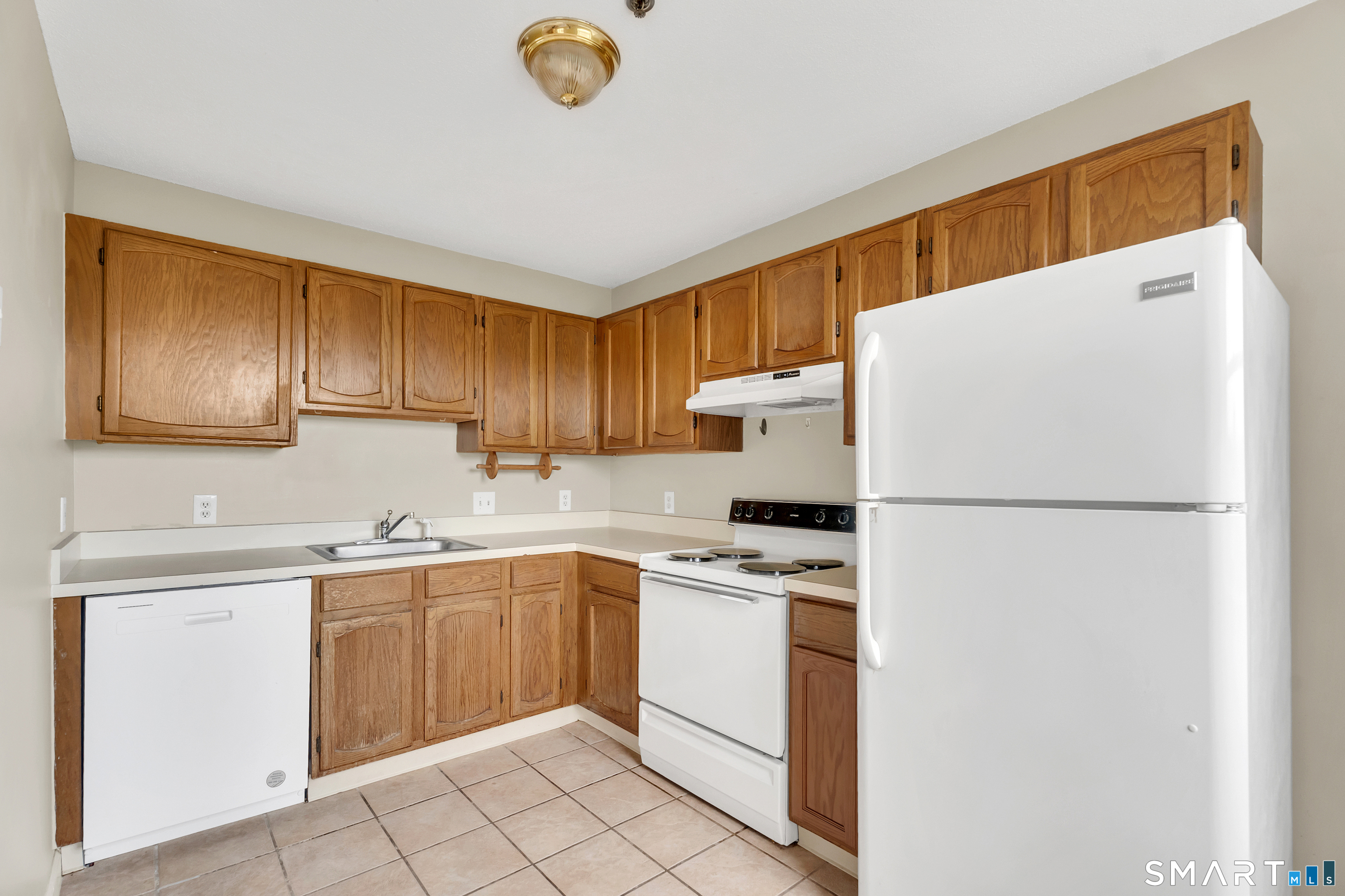 Homes for sale in Wallingford, CT | 46 S Cherry St #328, Wallingford, CT 06492 | MLS# 24184717