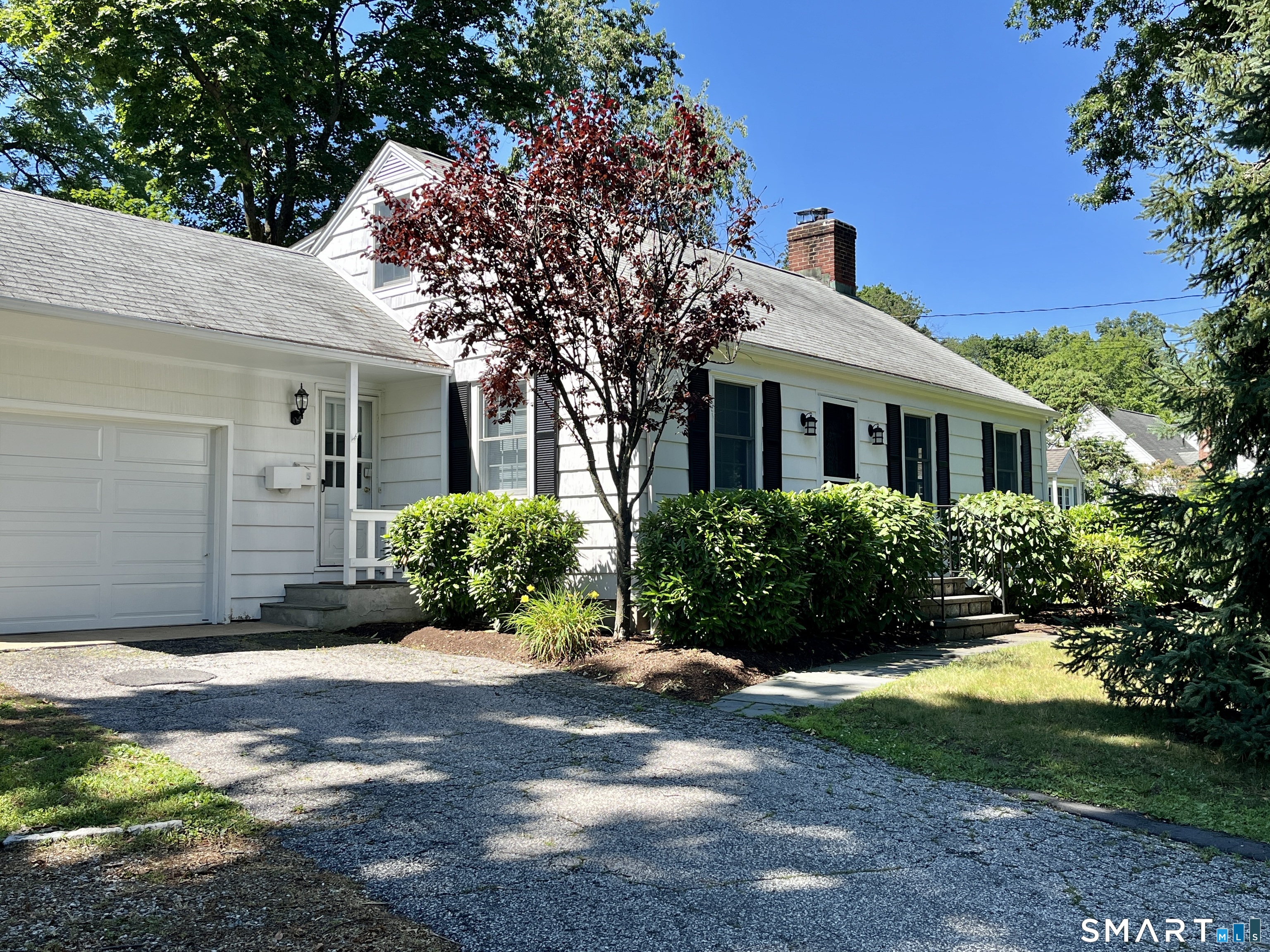 5 Treadwell Avenue