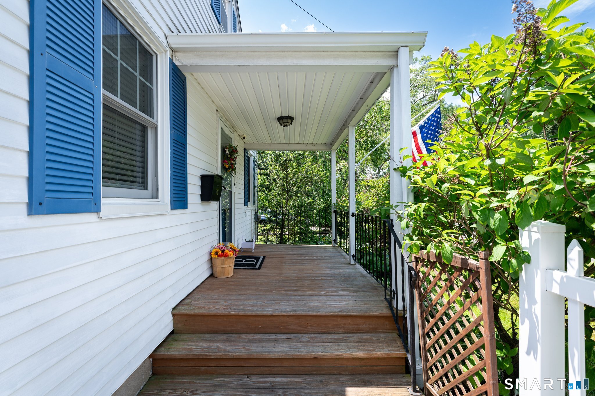 78 Saint Charles Avenue, Stamford, Connecticut photo 3