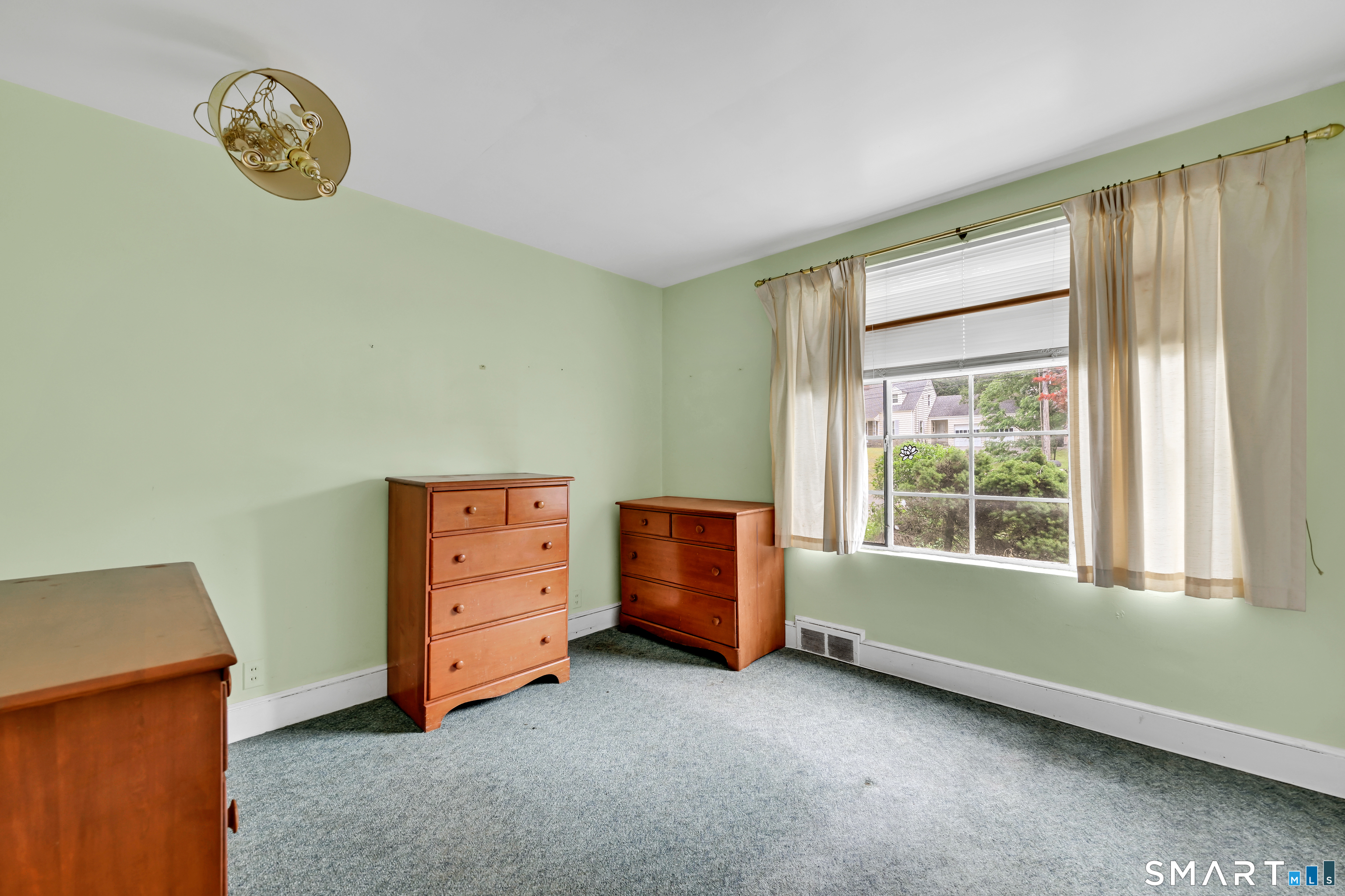 39 Woodbine Circle photo 14