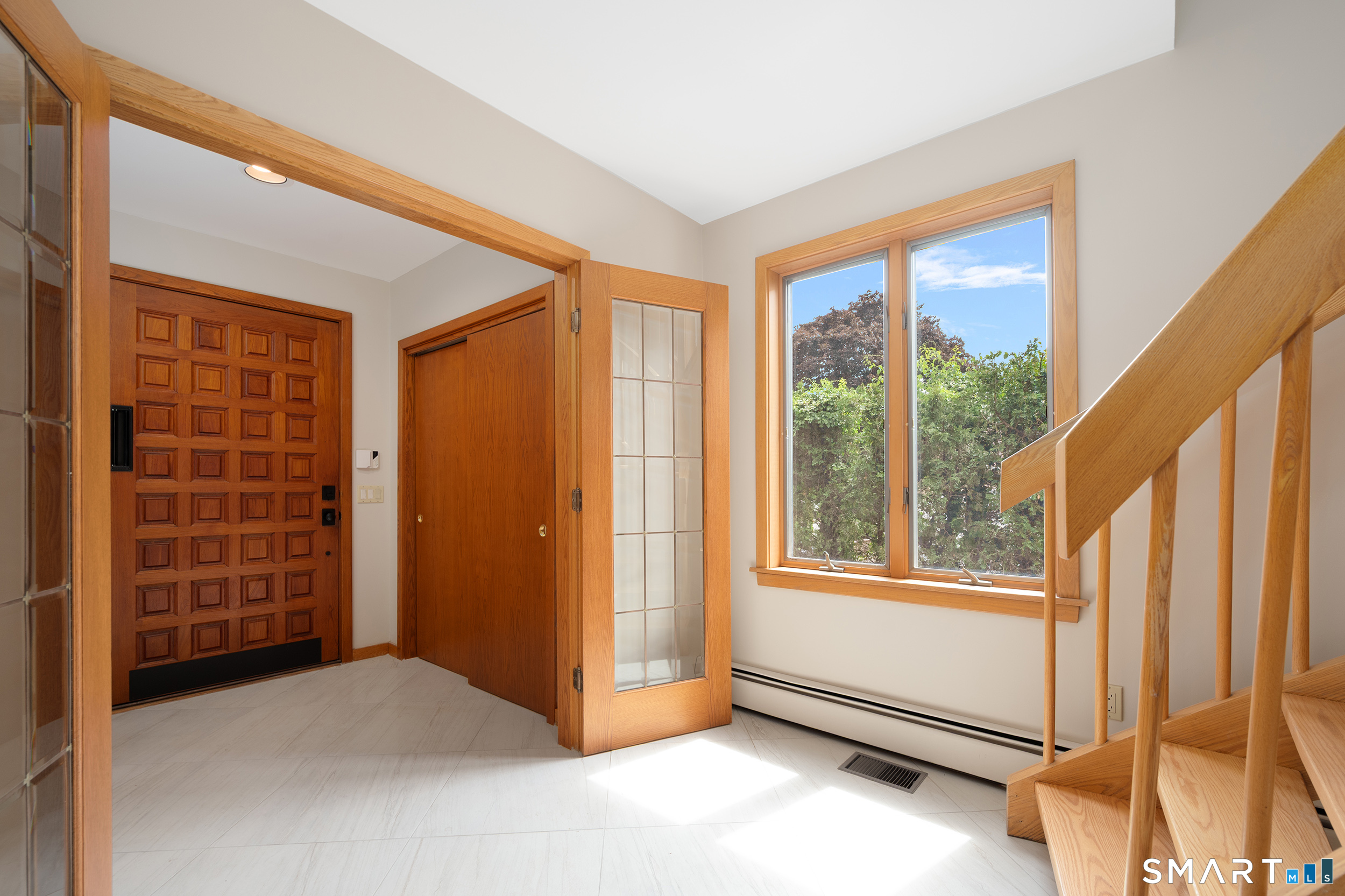 5th image of 14 Maxcy Dr, Providence, RI 02906 | MLS# 24186745