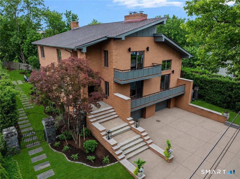 3rd image of 14 Maxcy Dr, Providence, RI 02906 | MLS# 24186745