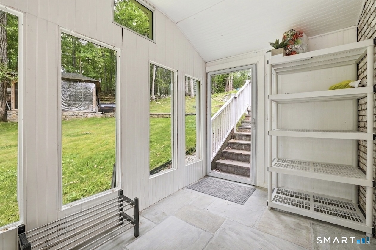 18 West Haviland Lane, Stamford, Connecticut photo 4