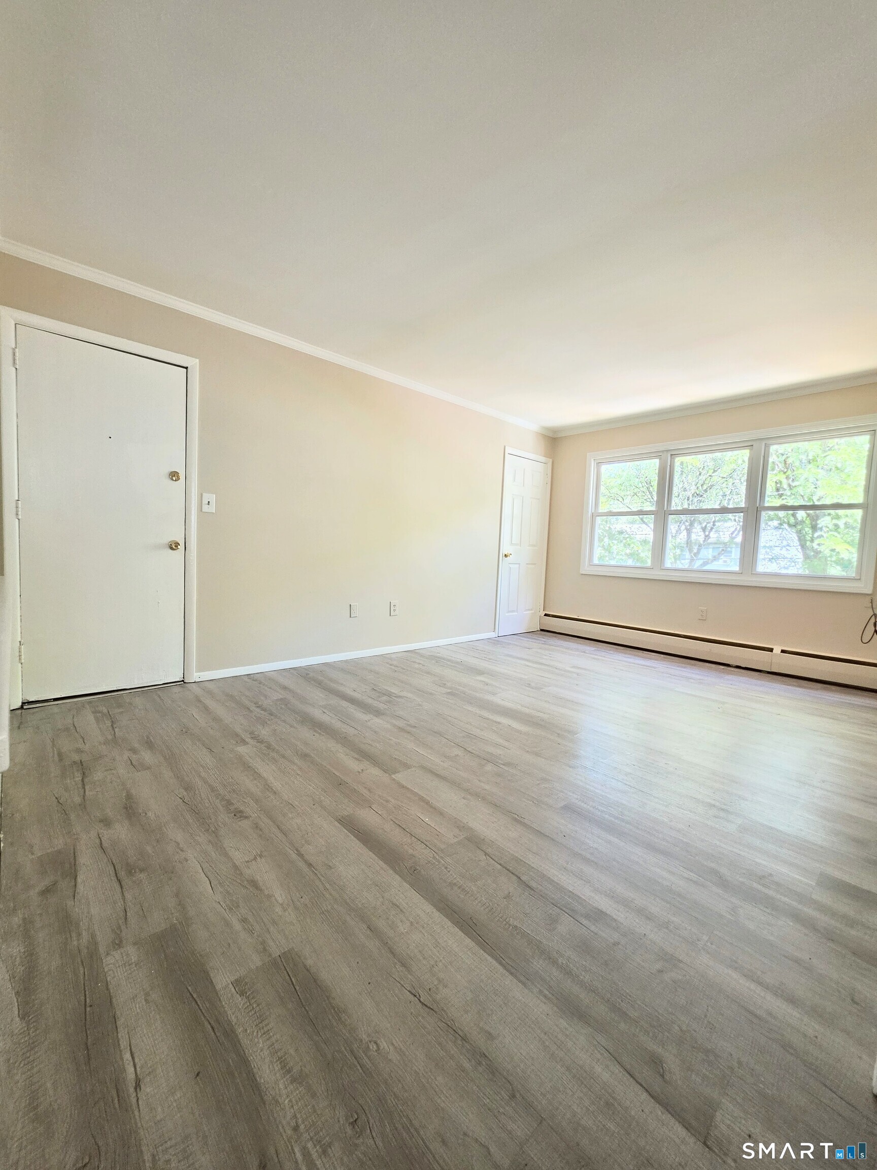 Homes for sale in New Haven, CT | 55 Oak Ridge Dr #58, New Haven, CT 06513 | MLS# 24186852