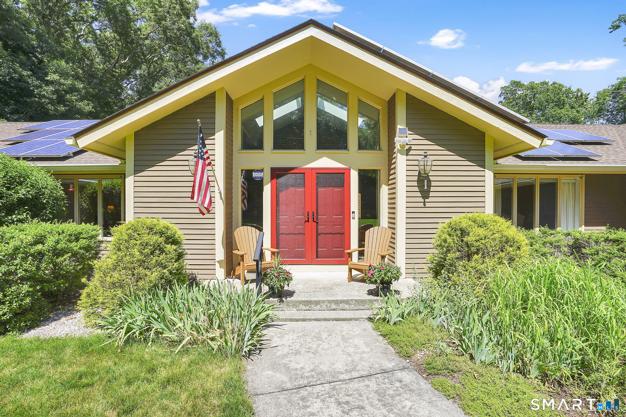 70 Davis Road photo 9