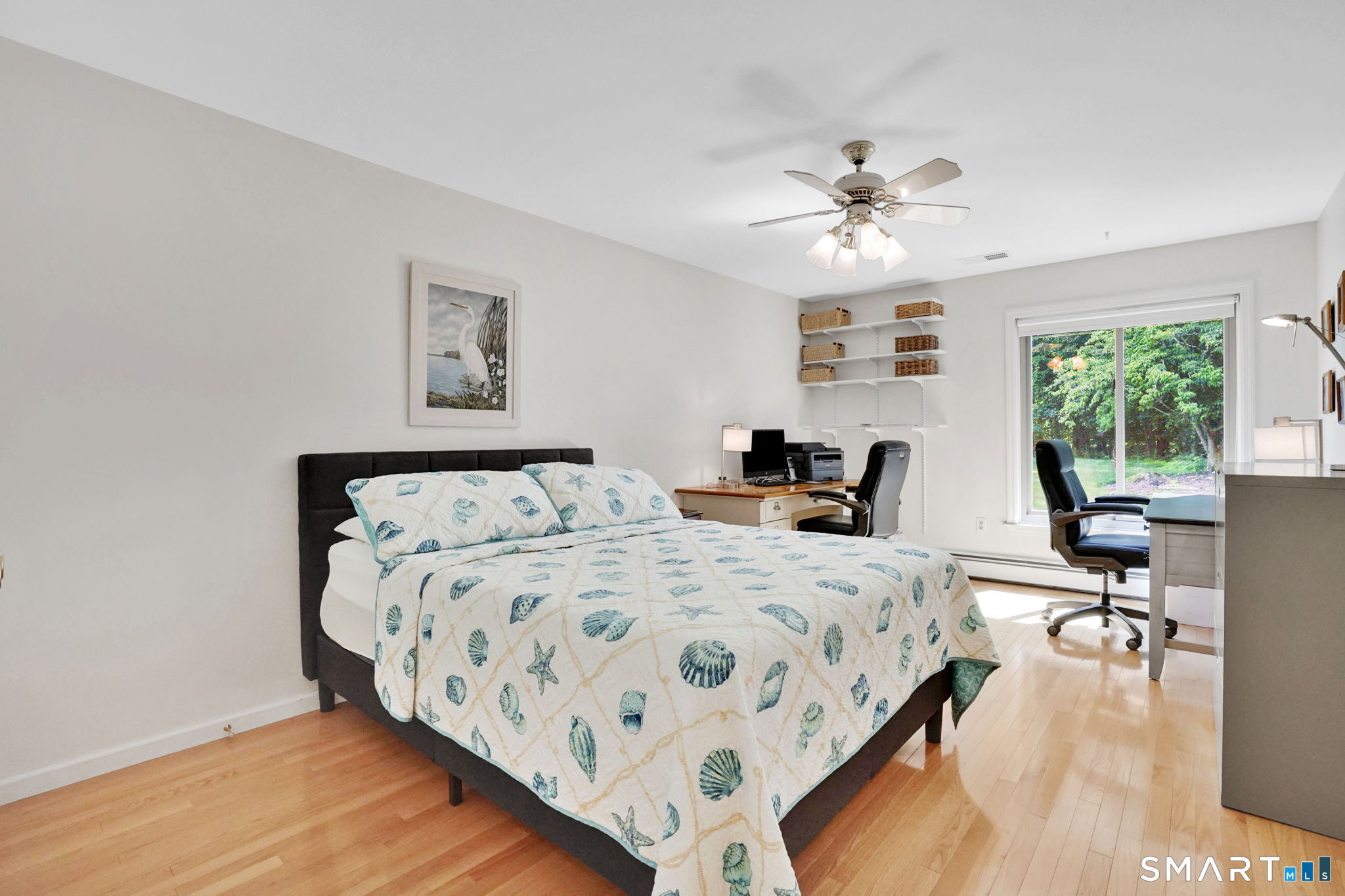70 Davis Road photo 34