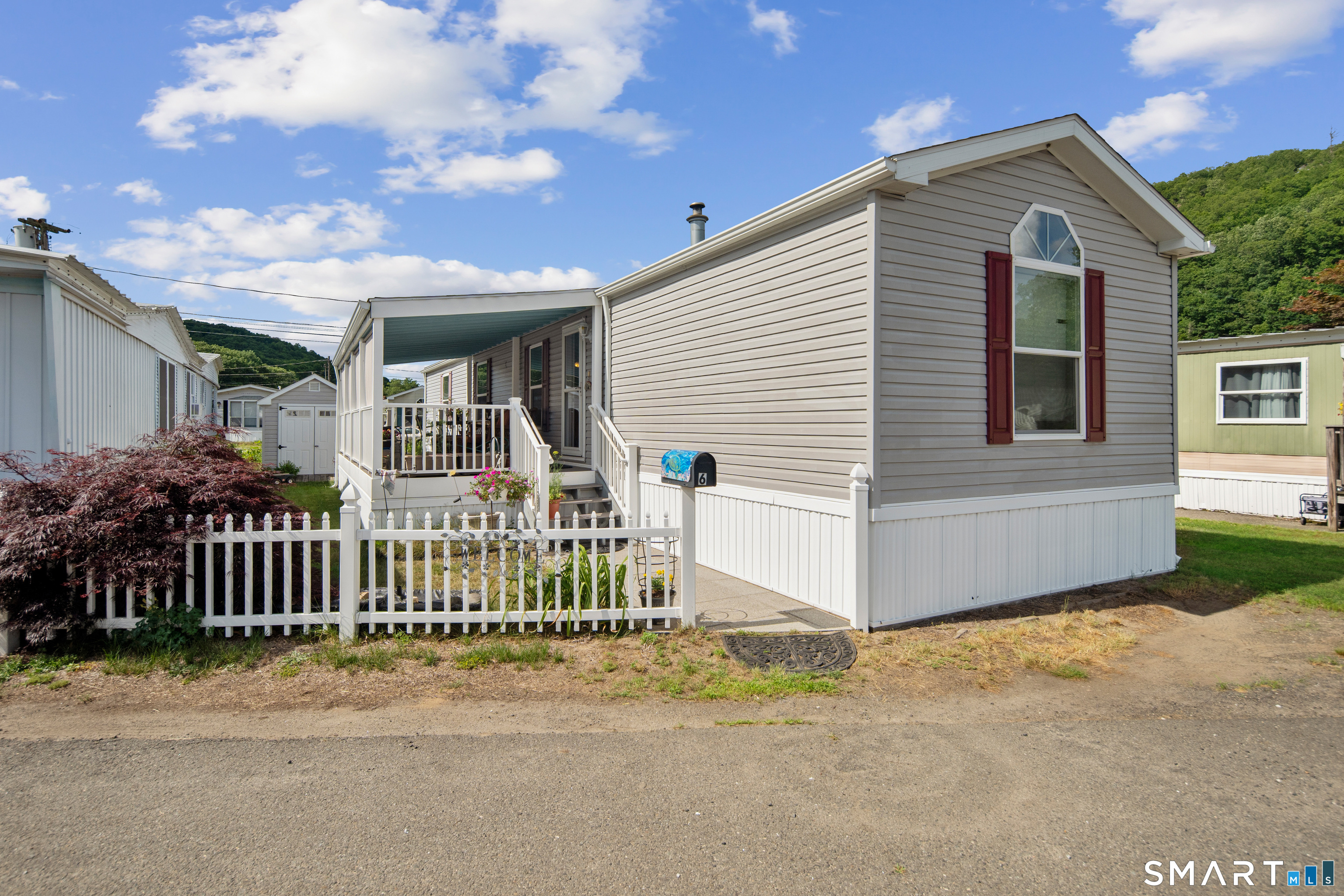 Homes for sale in Beacon Falls, CT | 6 Susan St, Beacon Falls, CT 06403 | MLS# 24185573