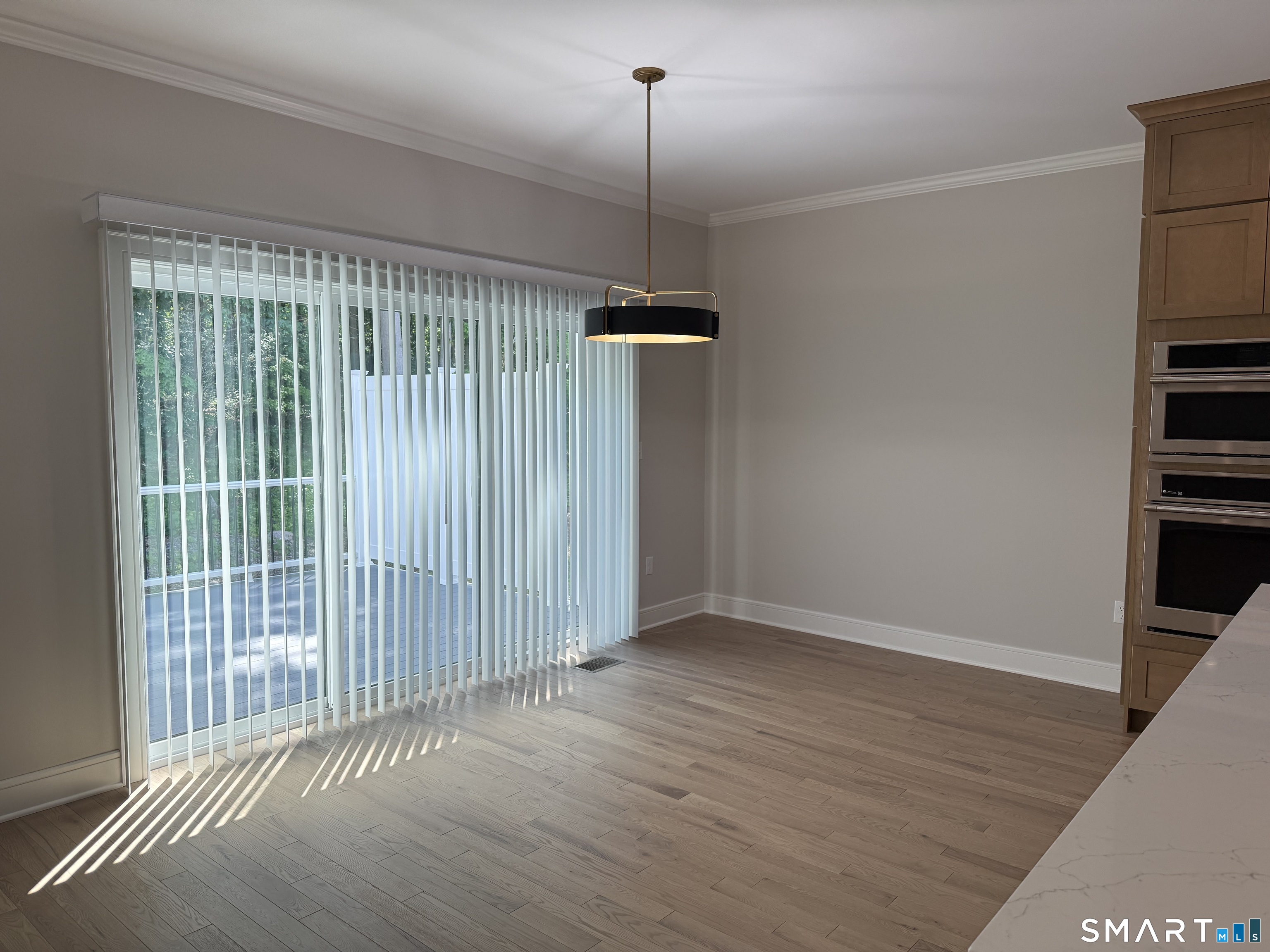 Introducing the Dalton! 14 Village Circle is located at Guilfords newe – image 5