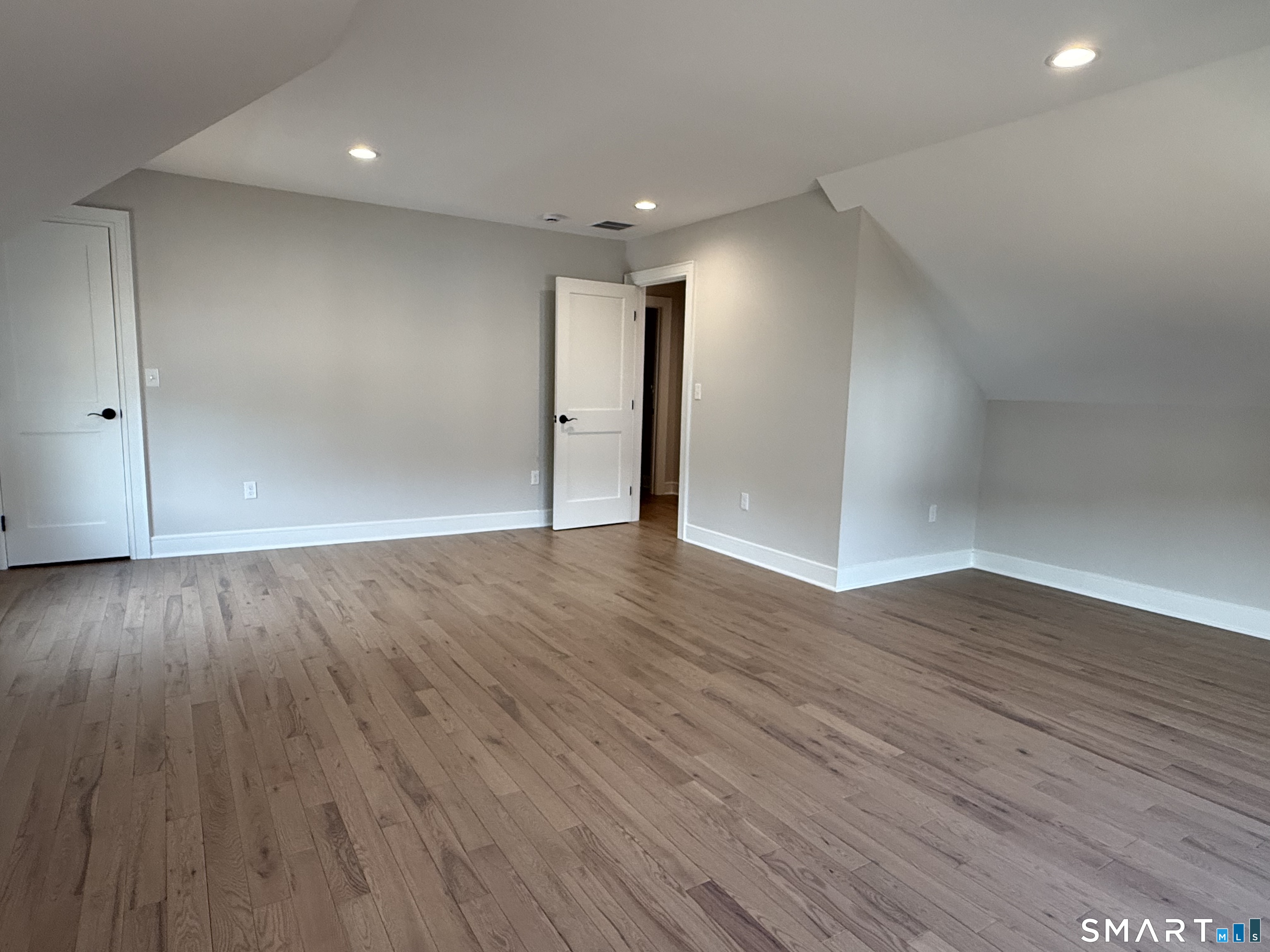 Introducing the Dalton! 14 Village Circle is located at Guilfords newe – image 9