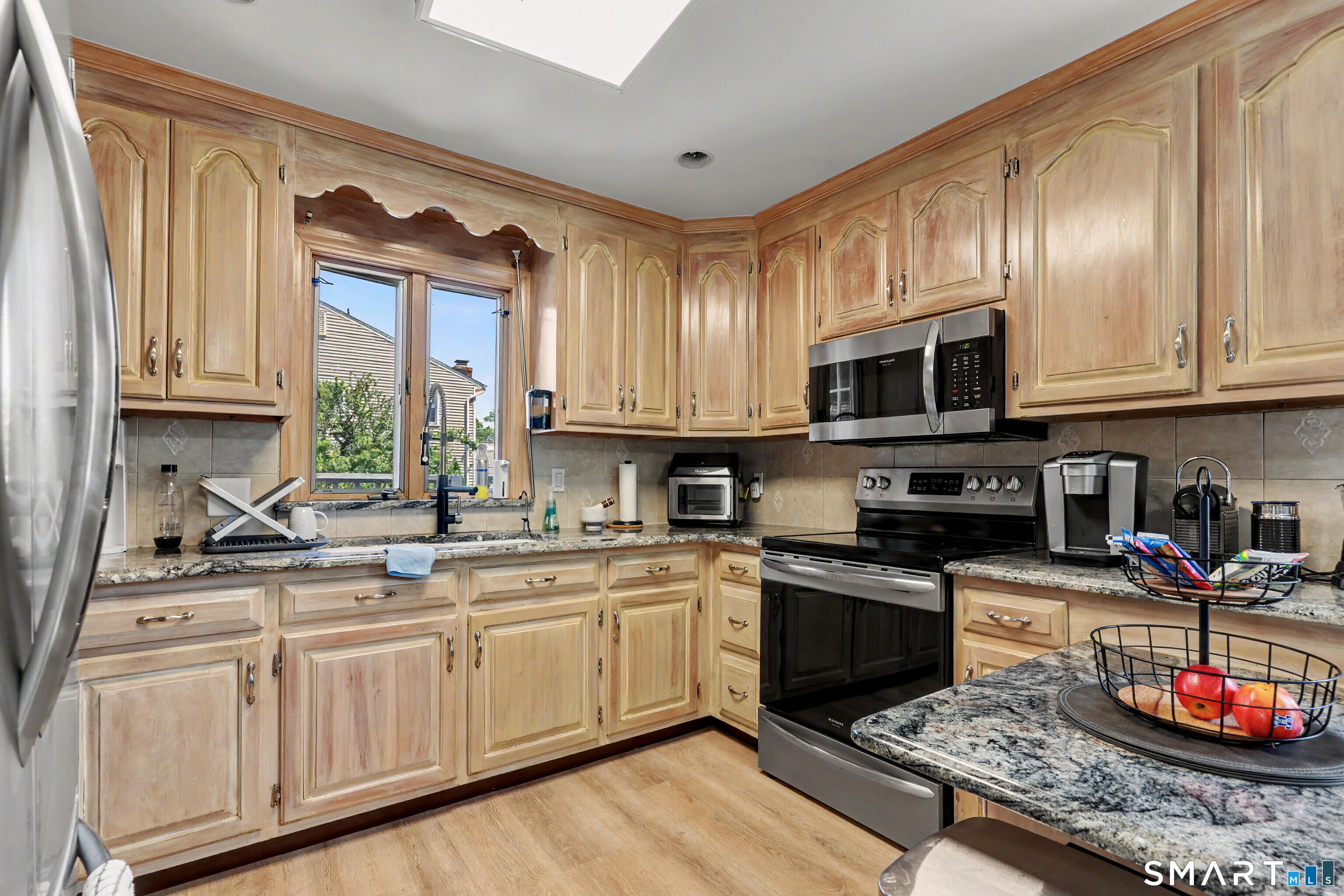 92 Burwood Avenue, Stamford, Connecticut photo 5