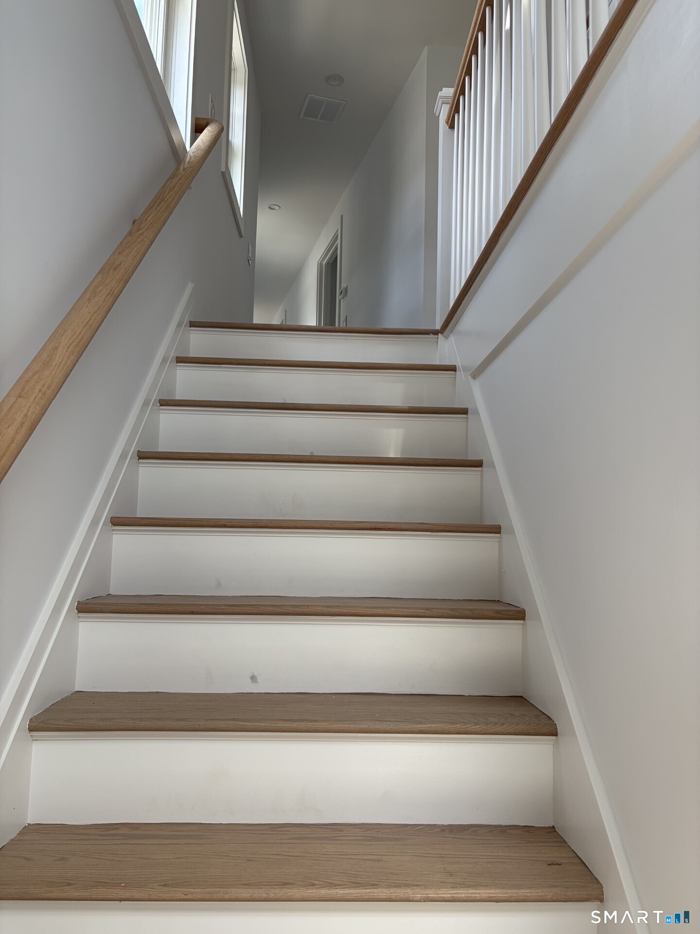 145 River Street photo 12