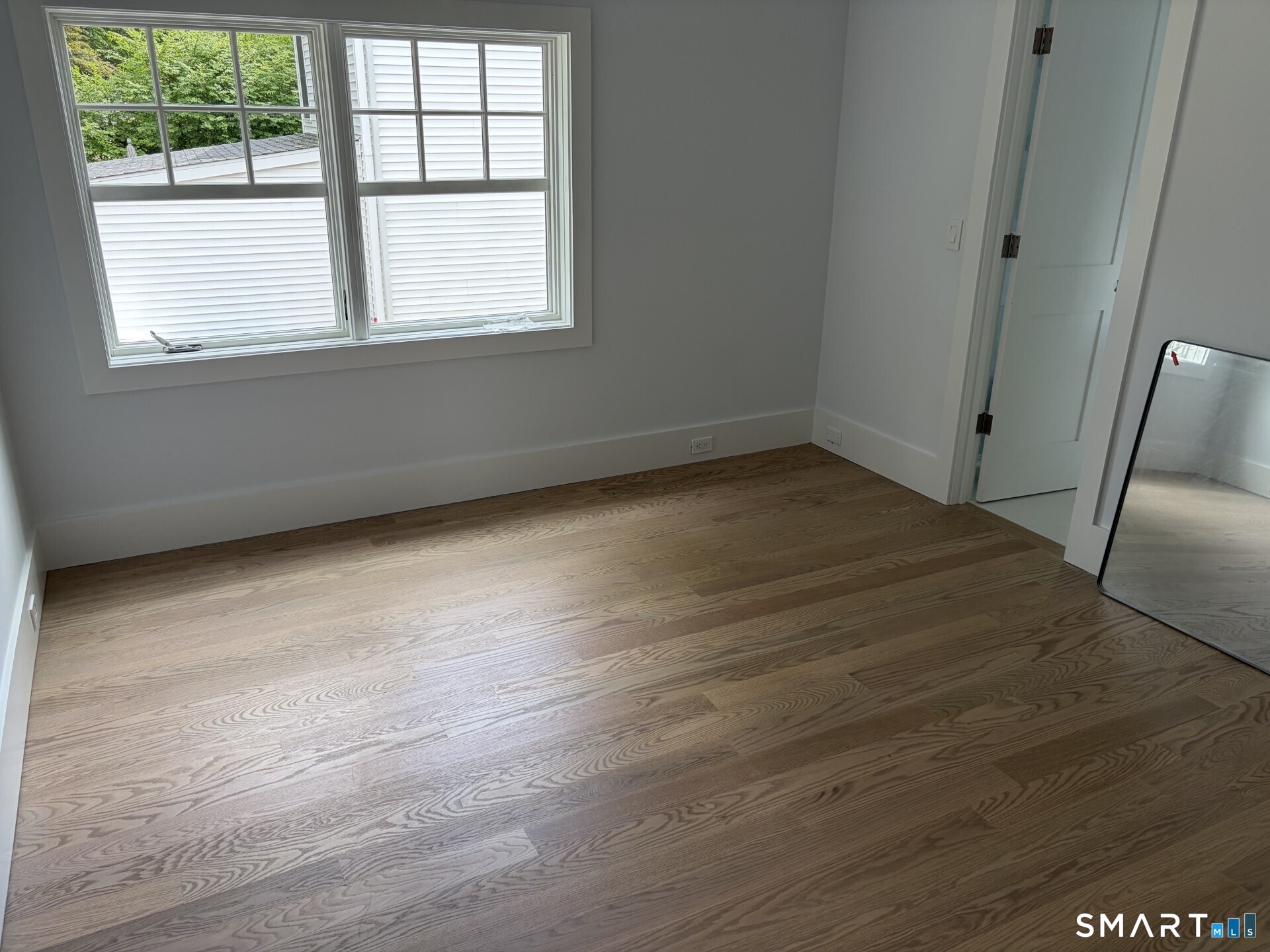 145 River Street photo 15