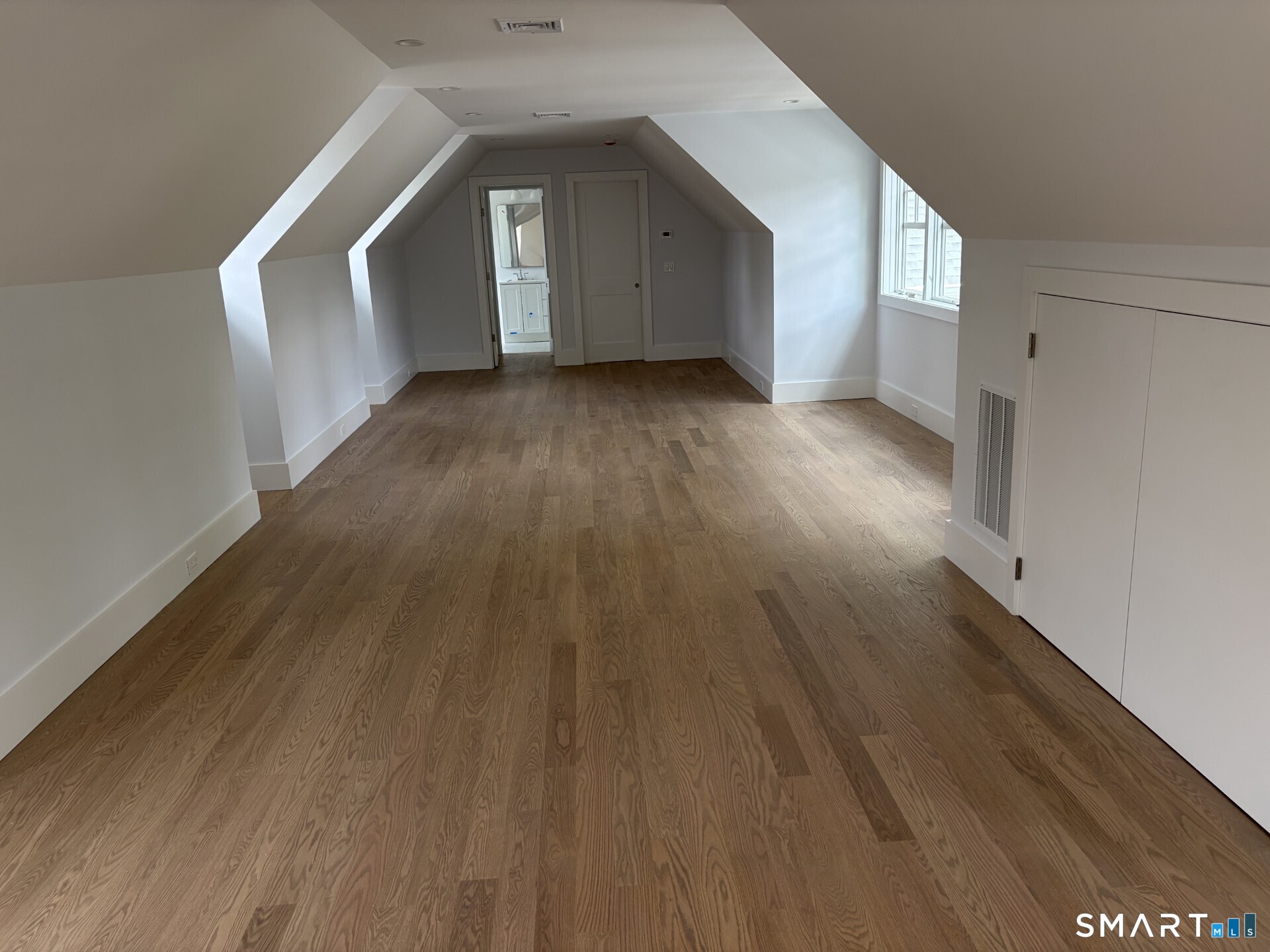 145 River Street photo 22