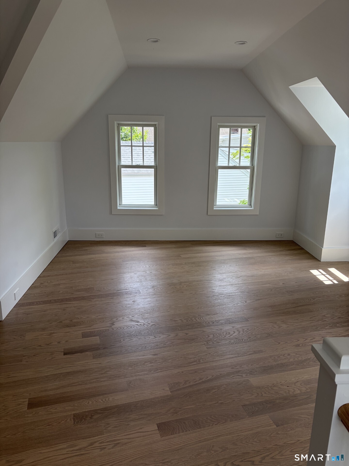 145 River Street photo 21