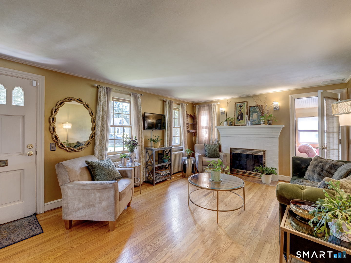 Homes for sale in Glastonbury, CT | 61 Hillcrest Rd, Glastonbury, CT 06033 | MLS# 24186945