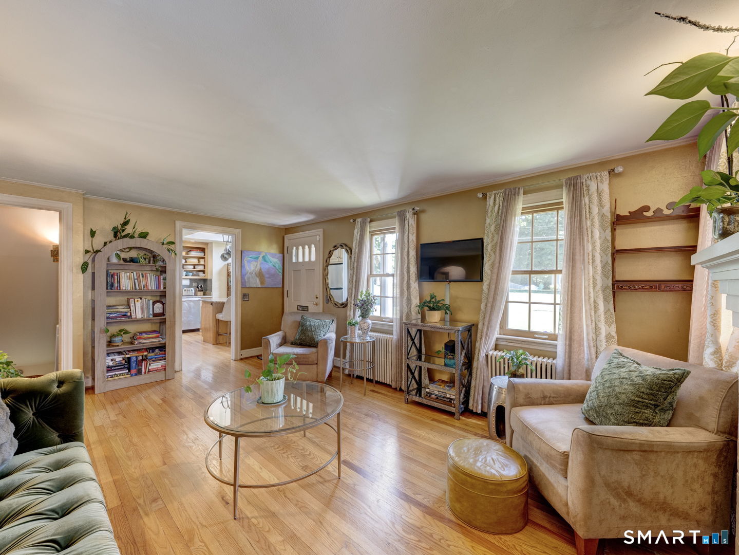 Homes for sale in Glastonbury, CT | 61 Hillcrest Rd, Glastonbury, CT 06033 | MLS# 24186945