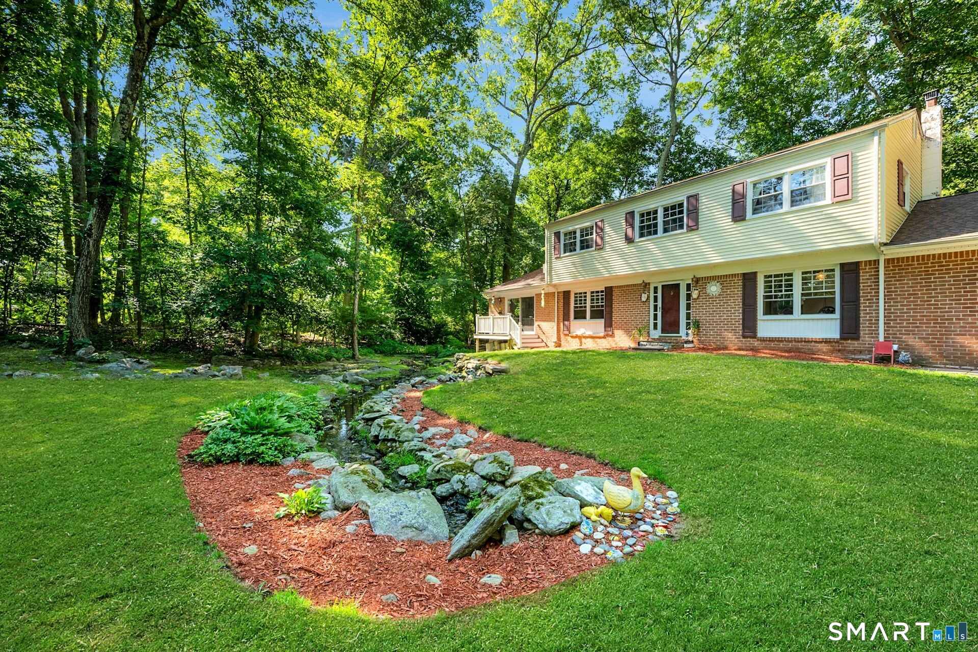 31 Granite Drive, Norwalk, Connecticut photo 2