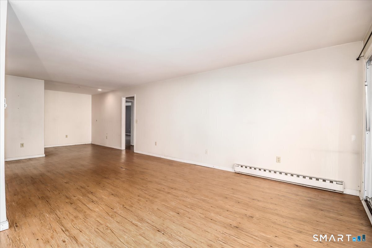 Homes for sale in Danbury, CT | 136 Deer Hill Ave #B12, Danbury, CT 06810 | MLS# 24187278