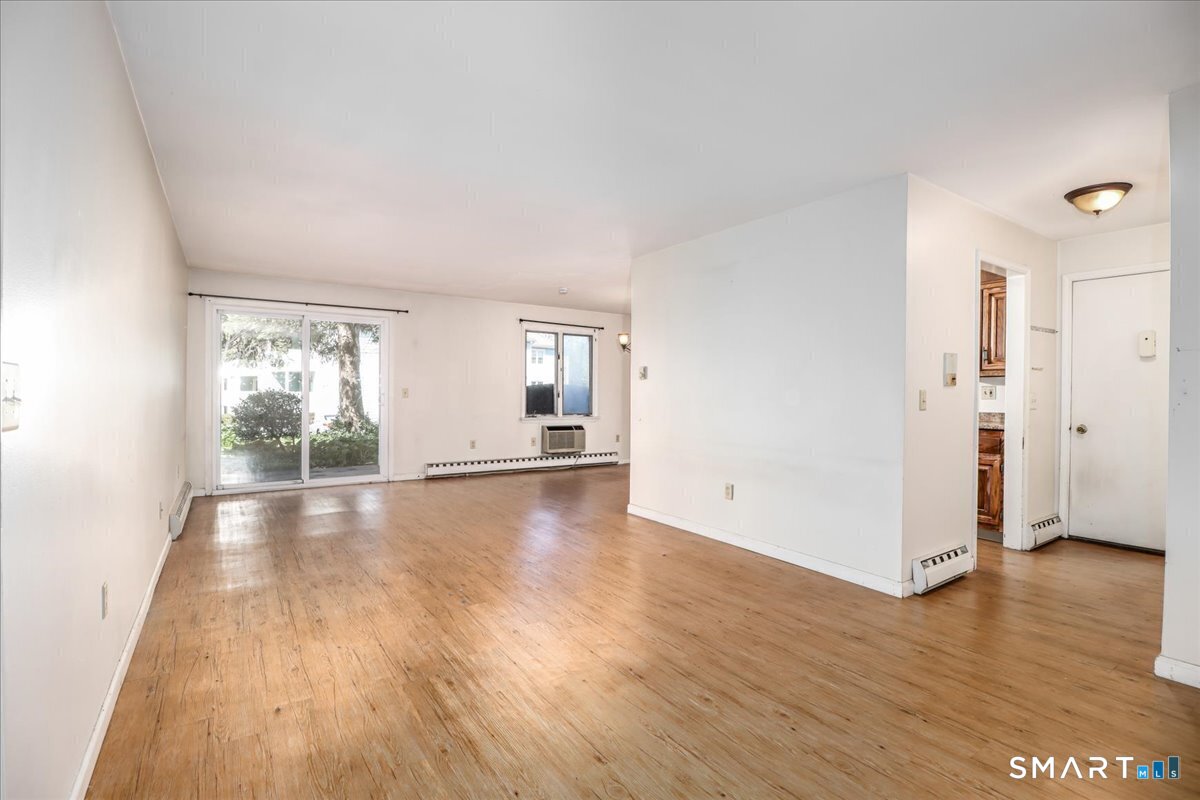 Homes for sale in Danbury, CT | 136 Deer Hill Ave #B12, Danbury, CT 06810 | MLS# 24187278
