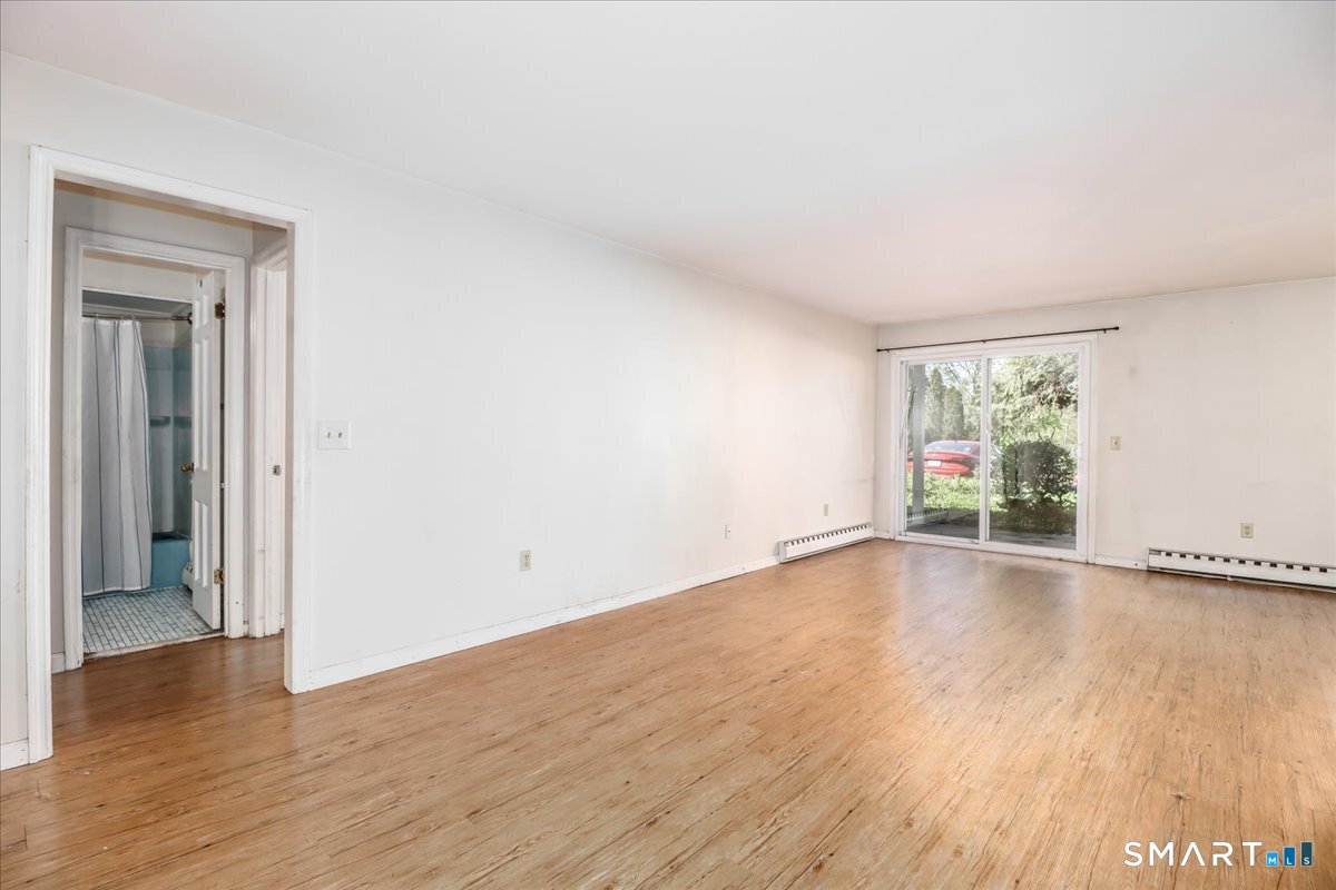 Homes for sale in Danbury, CT | 136 Deer Hill Ave #B12, Danbury, CT 06810 | MLS# 24187278
