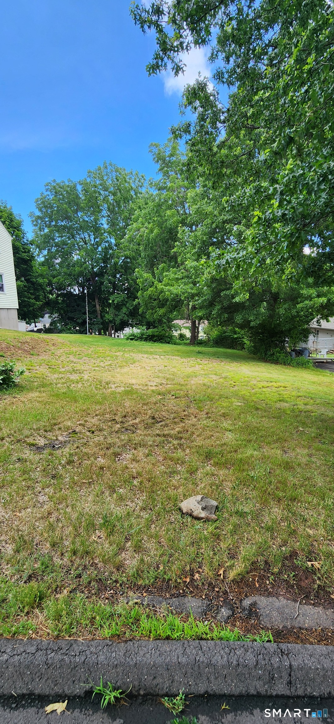 Homes for sale in New Britain, CT | 309 Francis St, New Britain, CT 06053 | MLS# 24187327