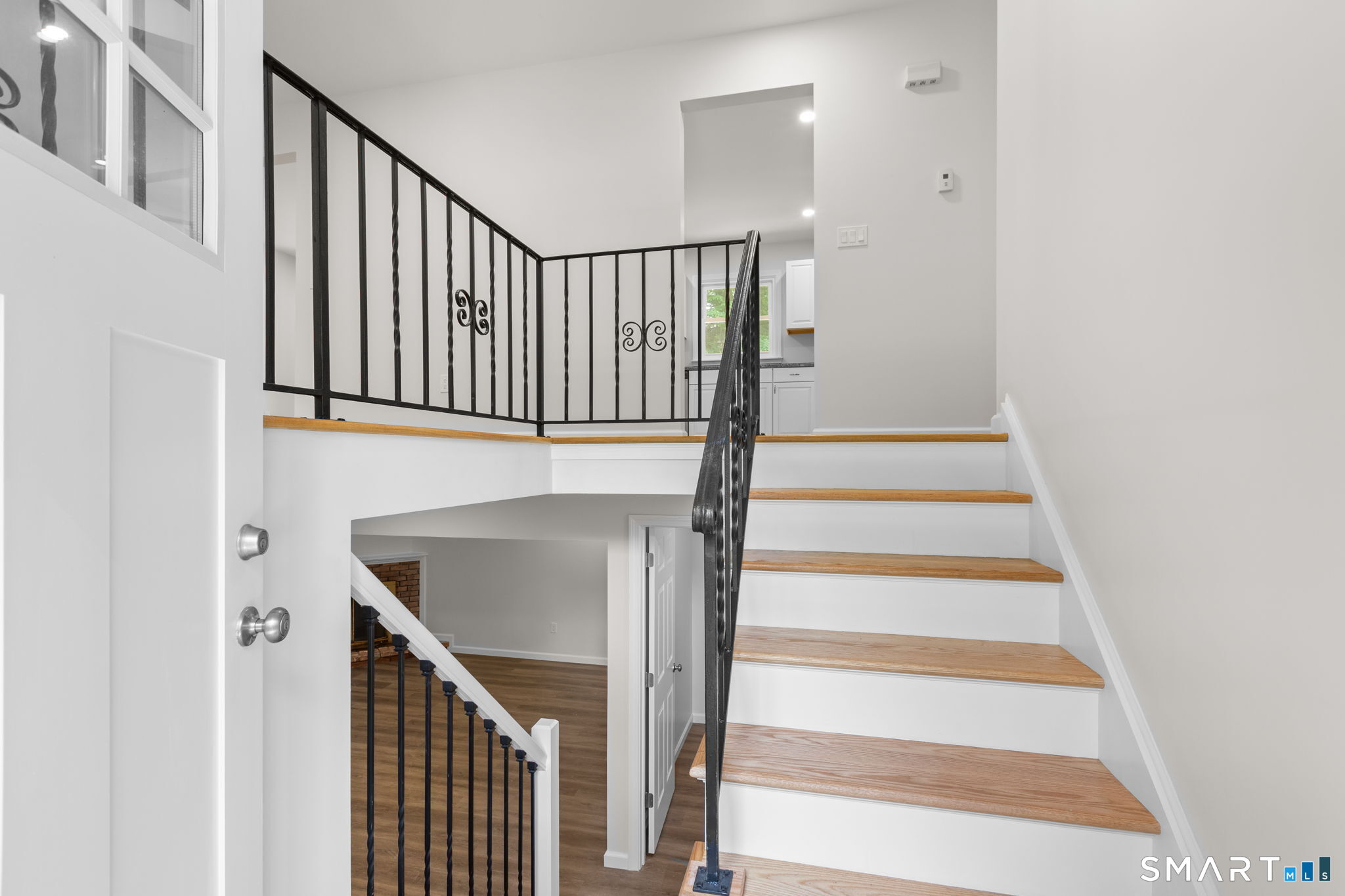 Homes for sale in New Fairfield, CT | 2 Oakwood Dr, New Fairfield, CT 06812 | MLS# 24185569