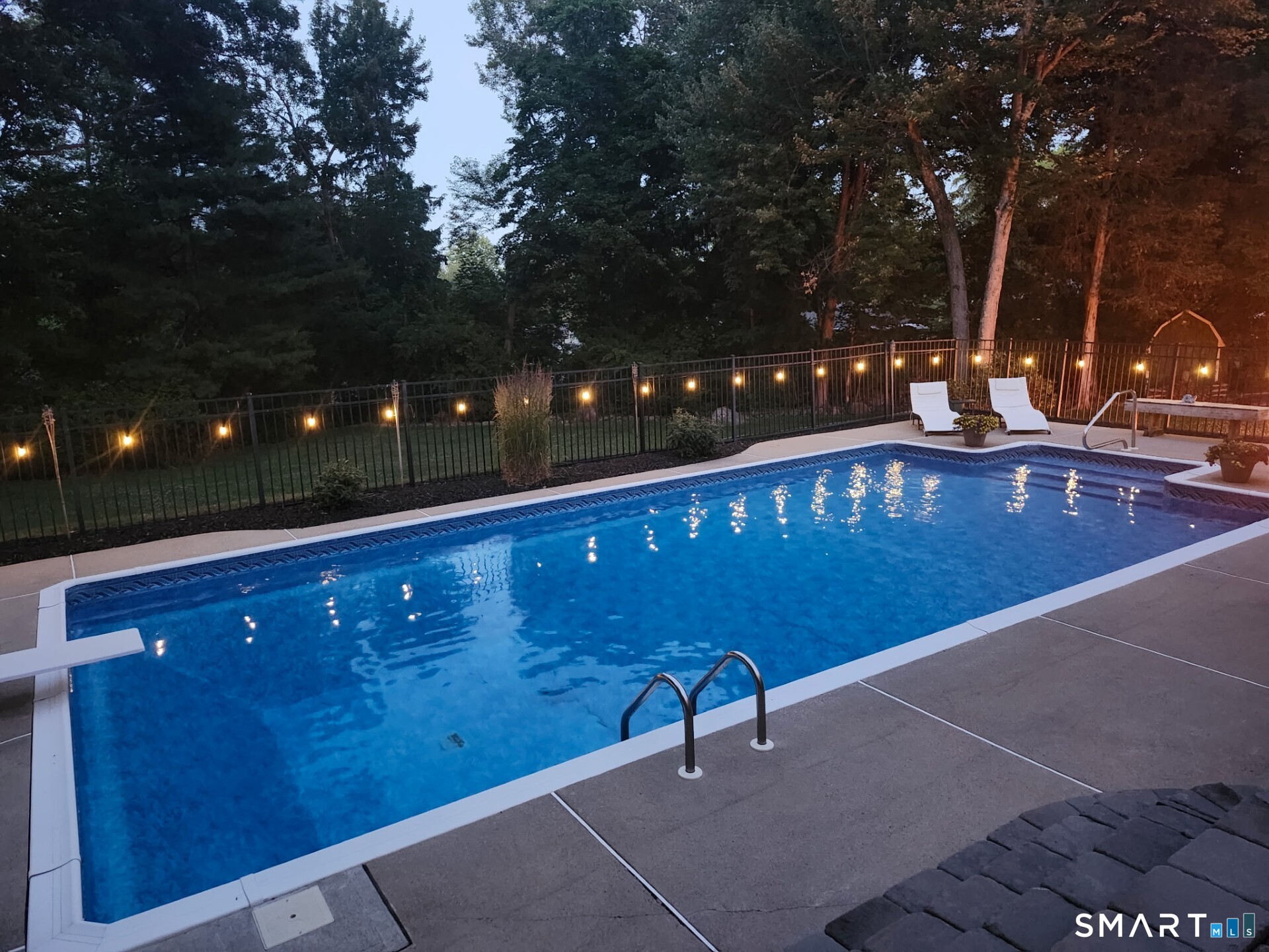 95 Lynn Drive photo 33