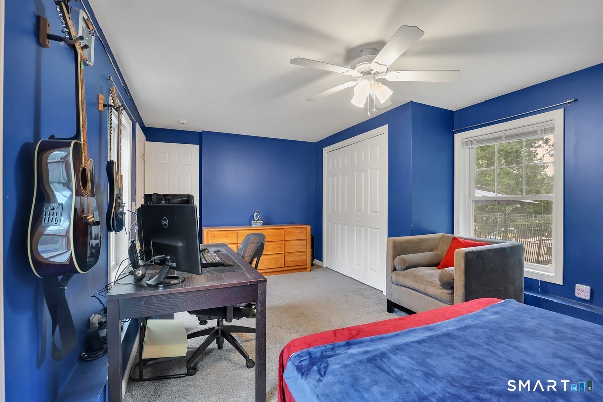 95 Lynn Drive photo 25