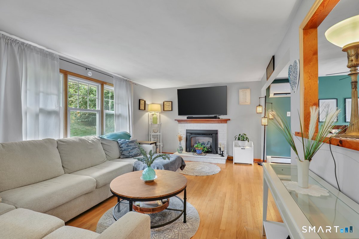 95 Lynn Drive photo 13