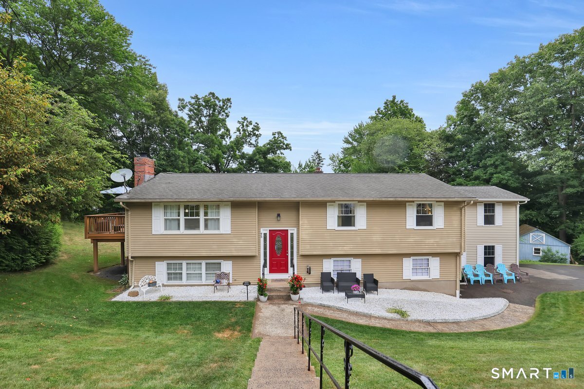 95 Lynn Drive