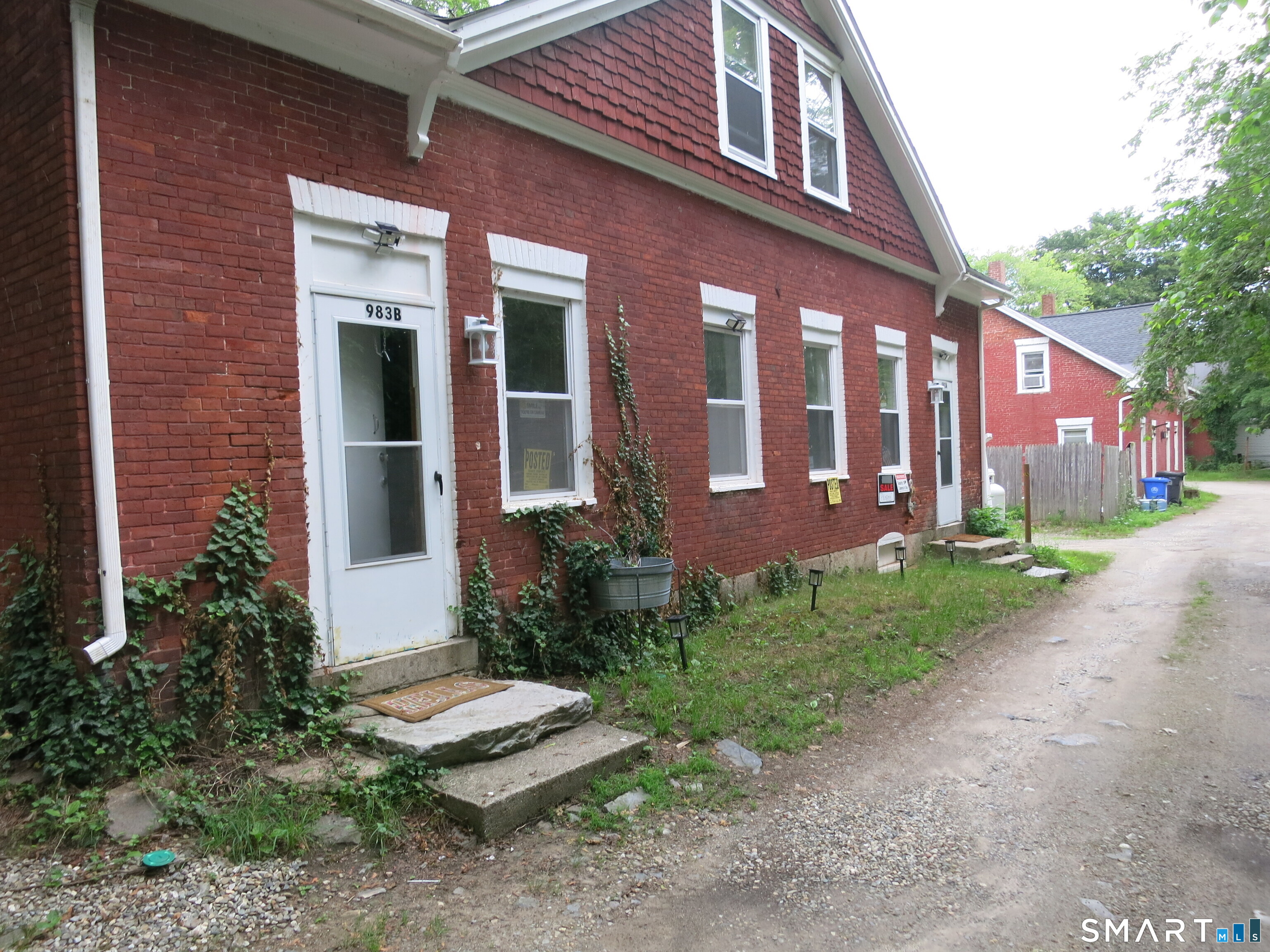 Homes for sale in Thompson, CT | 983 Riverside Dr, Thompson, CT 06255 | MLS# 24095430
