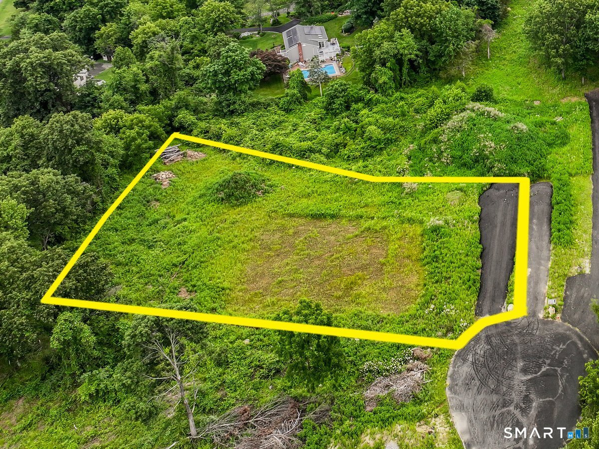 Homes for sale in New Milford, CT | 29 Stone Oak Dr, New Milford, CT 06776 | MLS# 24183789