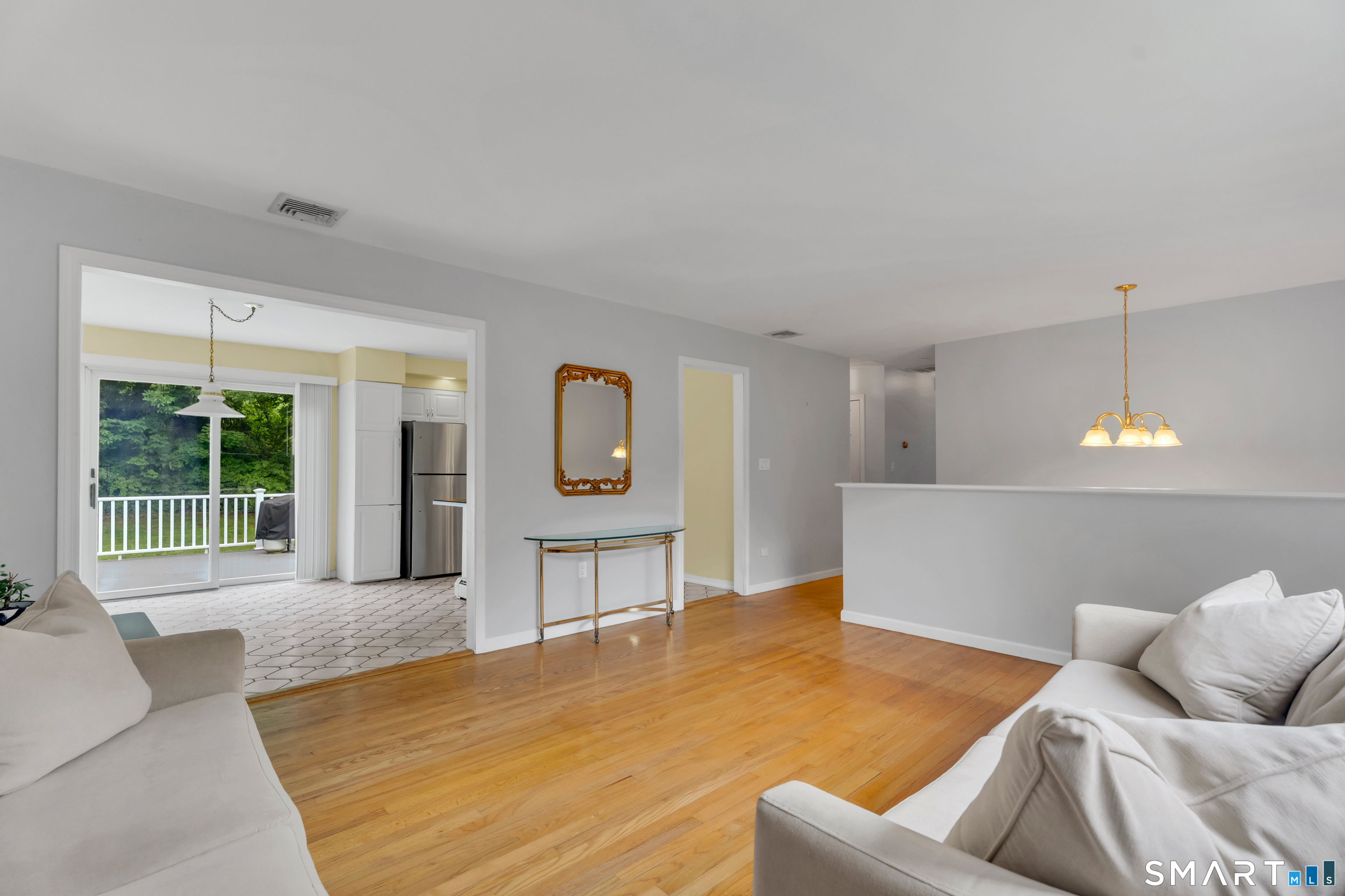 Homes for sale in Guilford, CT | 1144 Long Hill Rd, Guilford, CT 06437 | MLS# 24187677