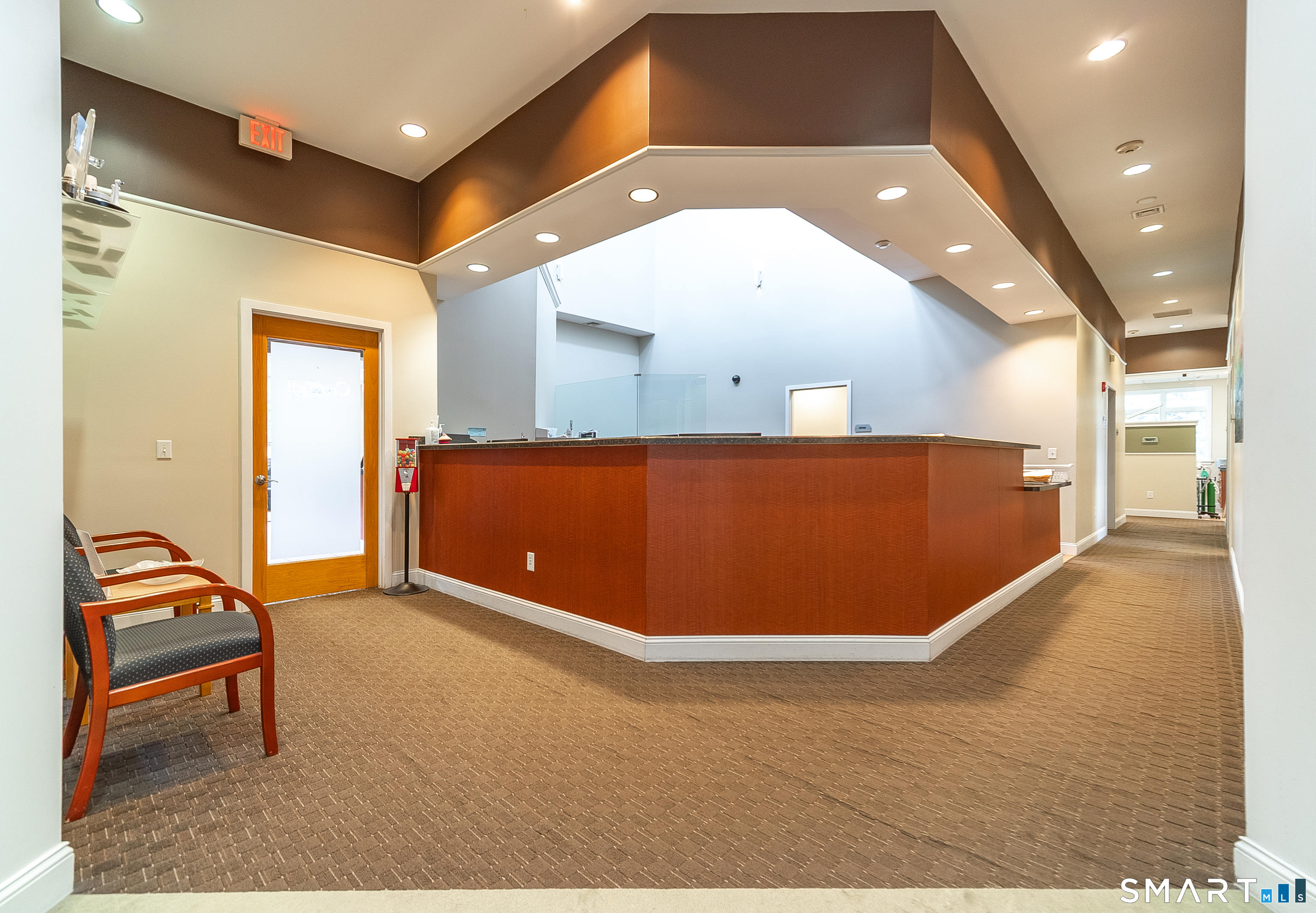30 Country Squire Drive photo 8