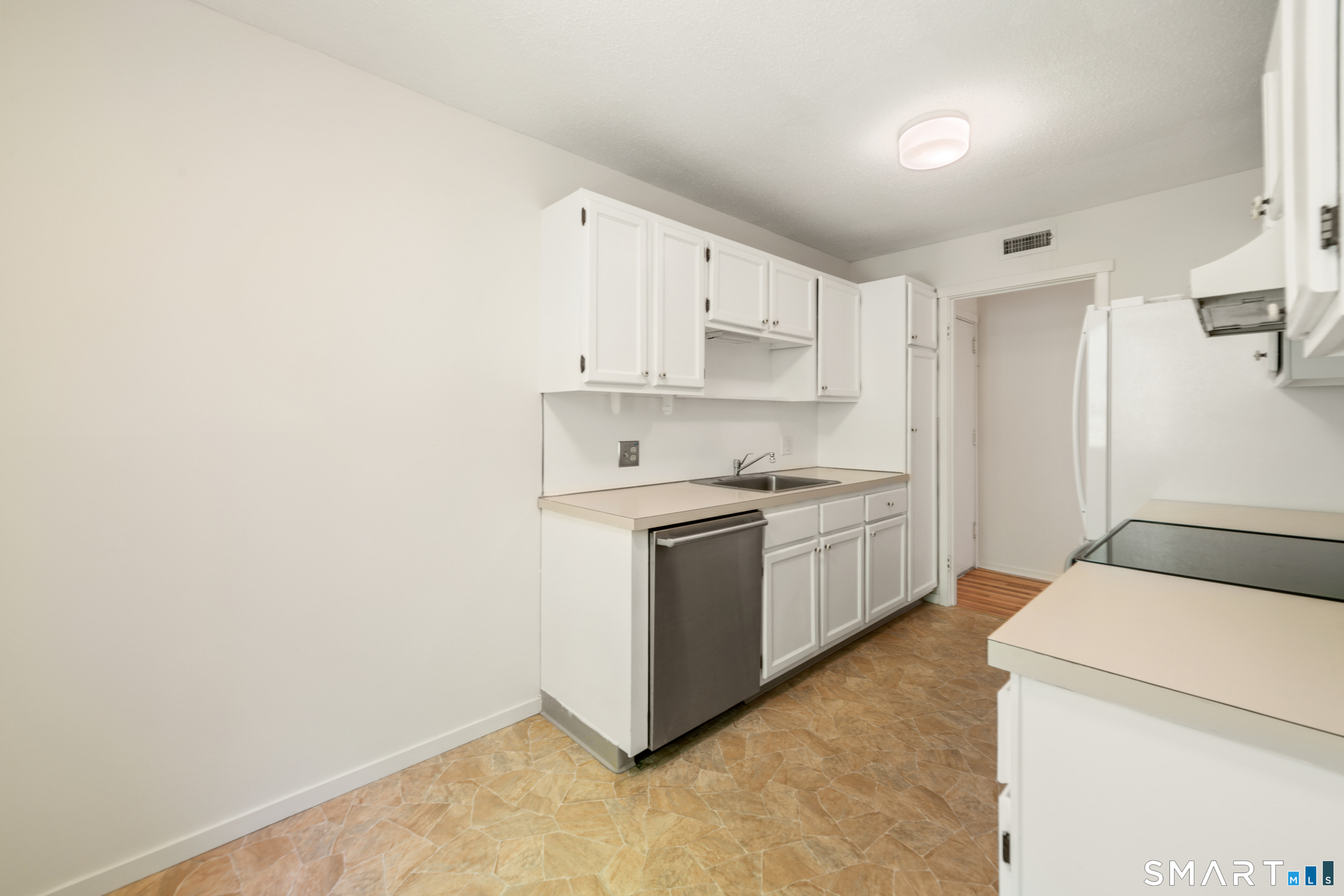 593 Heritage Village  Unit #D photo 12