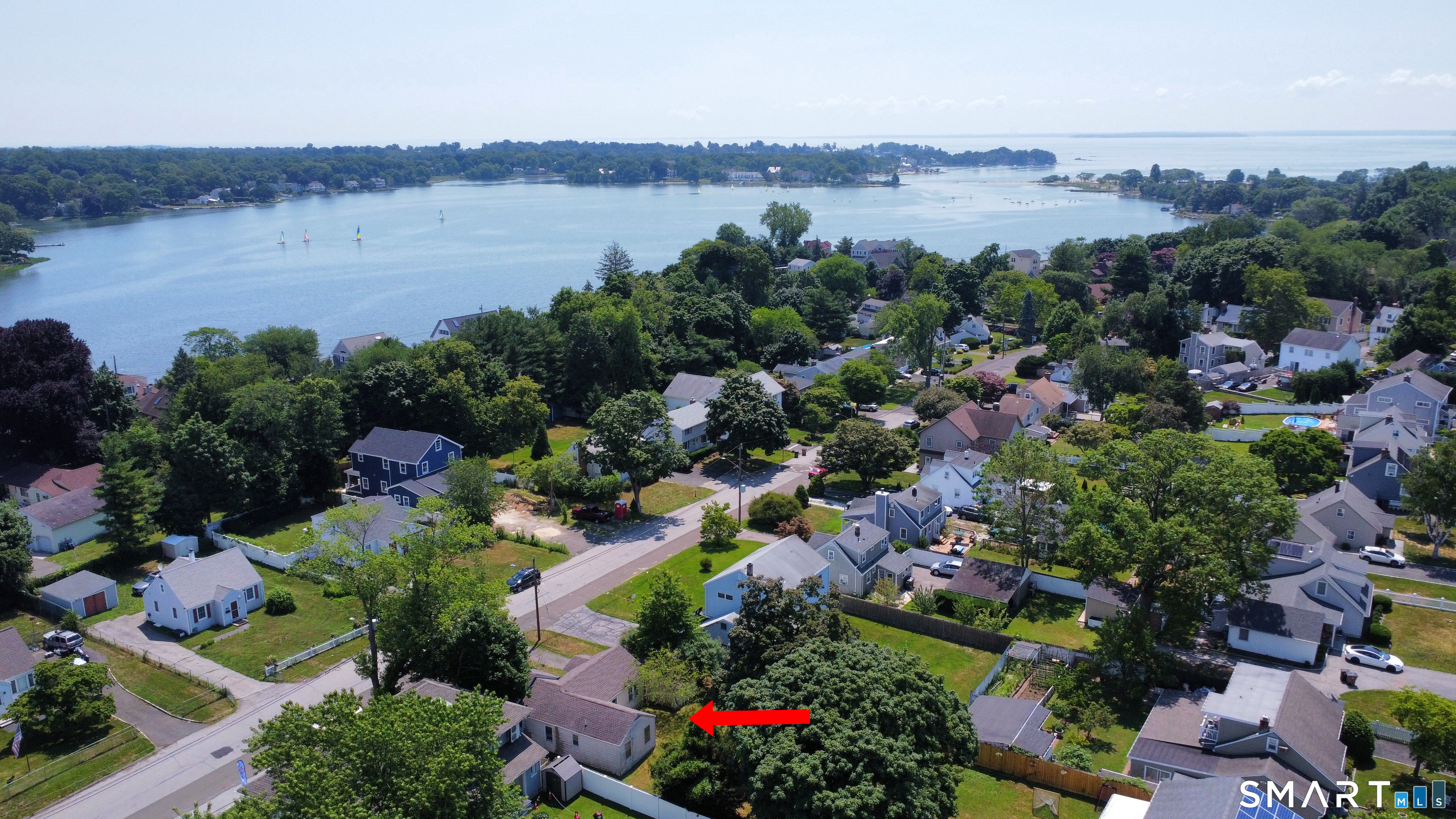 117 Waterbury Avenue, Stamford, Connecticut photo 2