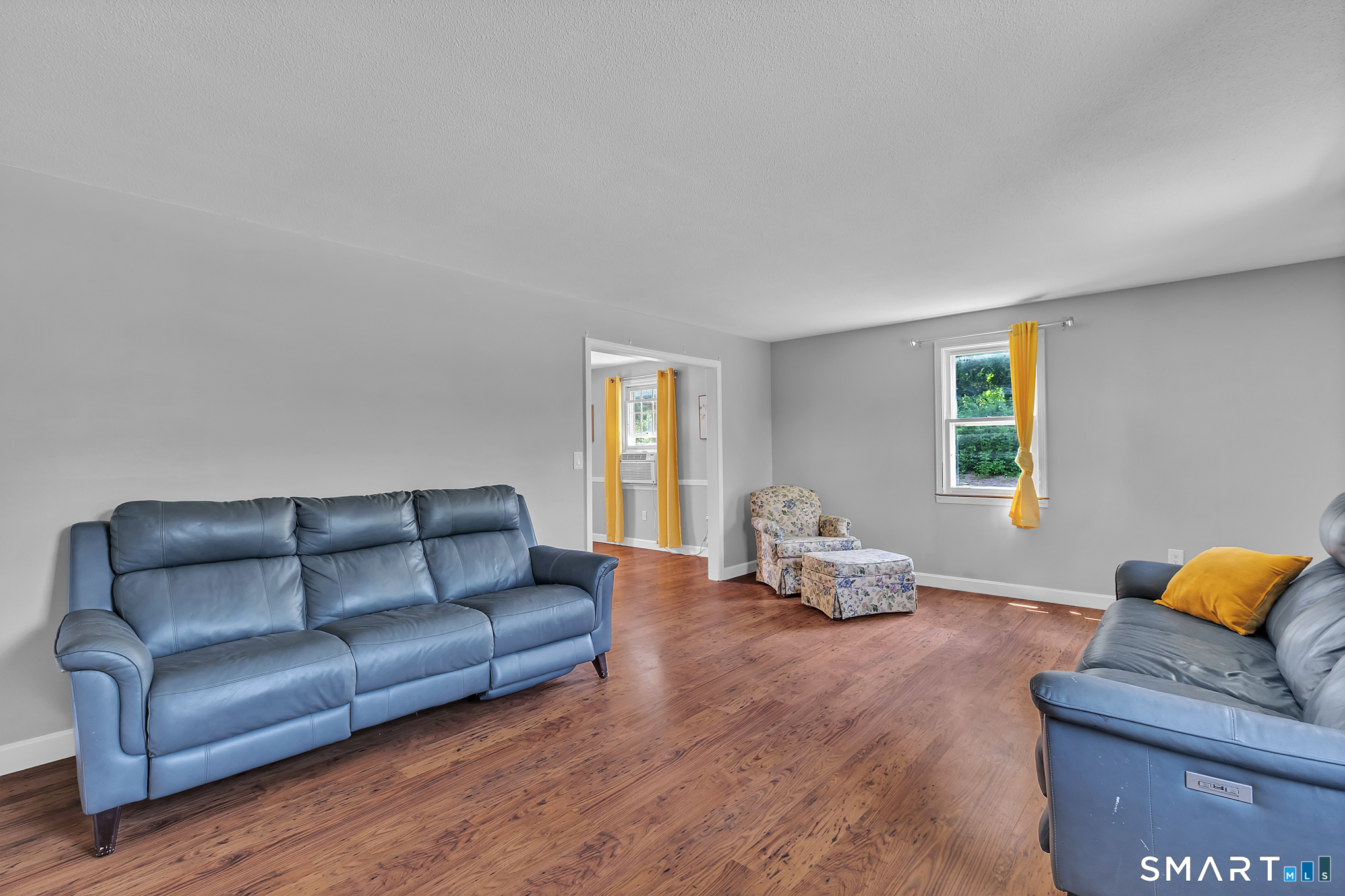 Homes for sale in Woodstock, CT | 21 Fairfield Dr, Woodstock, CT 06281 | MLS# 24187904
