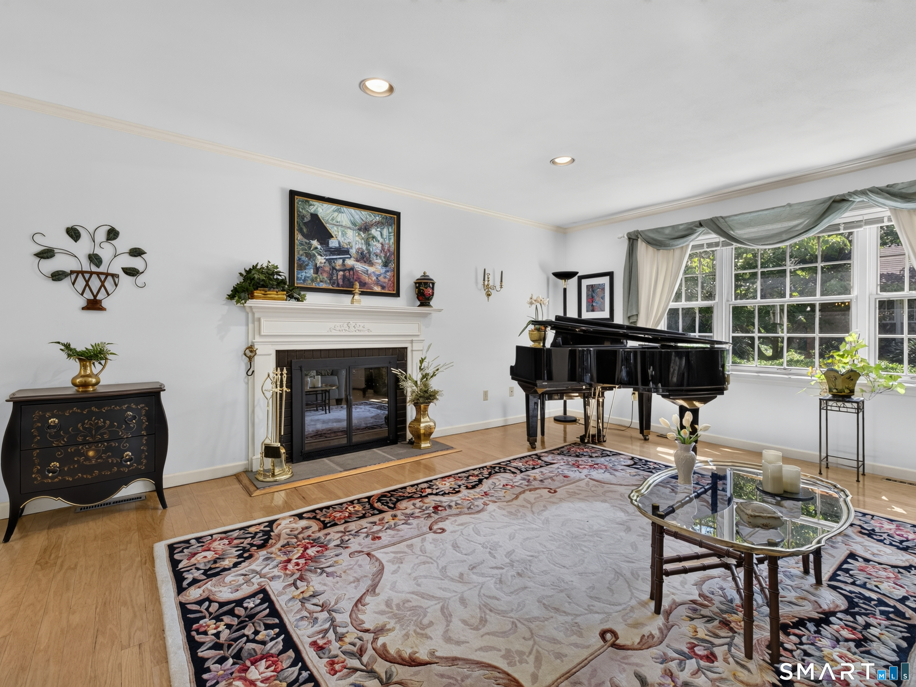 Homes for sale in Madison, CT | 6 Essex Ln #6, Madison, CT 06443 | MLS# 24182034