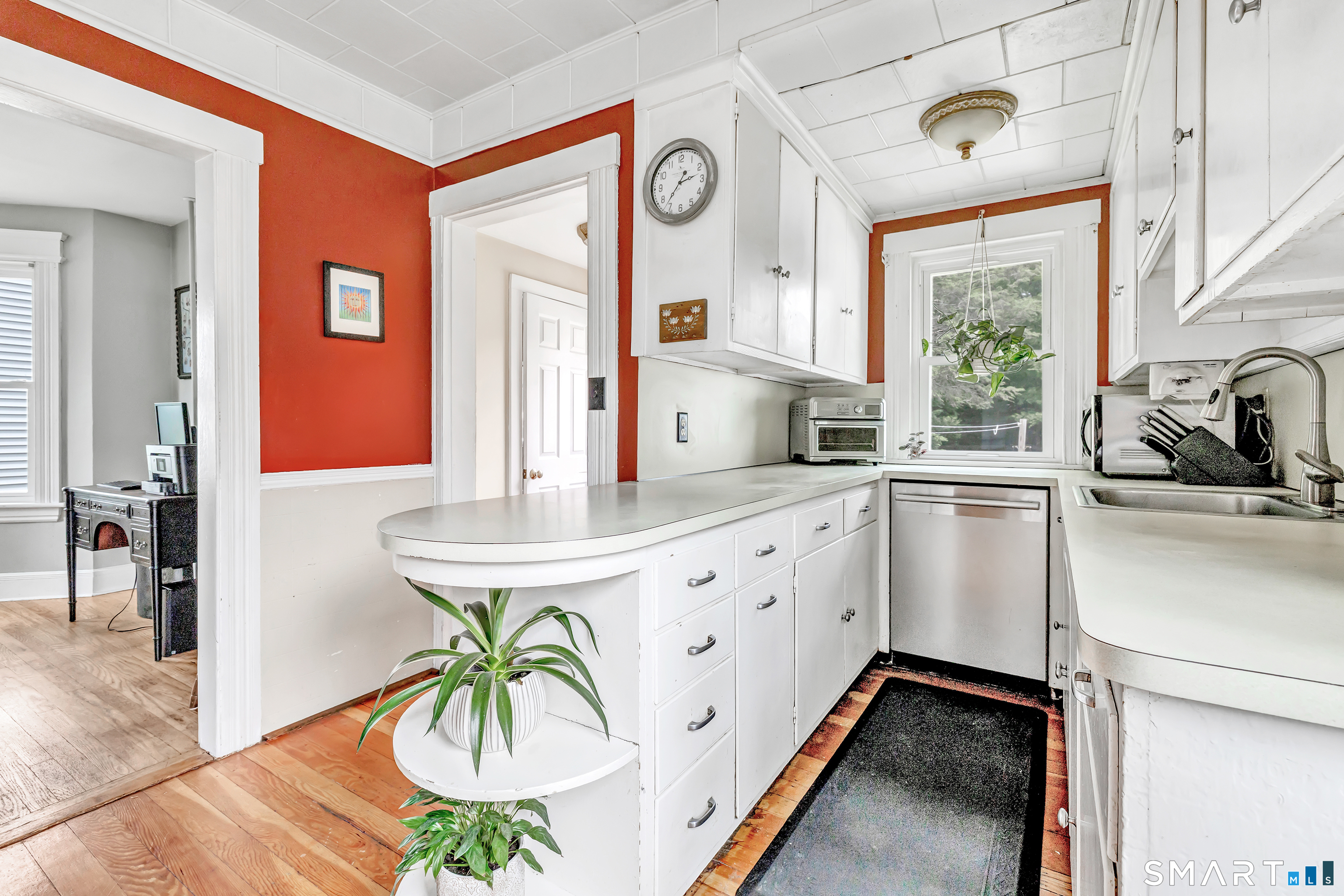 1326 Huntington Road photo 17