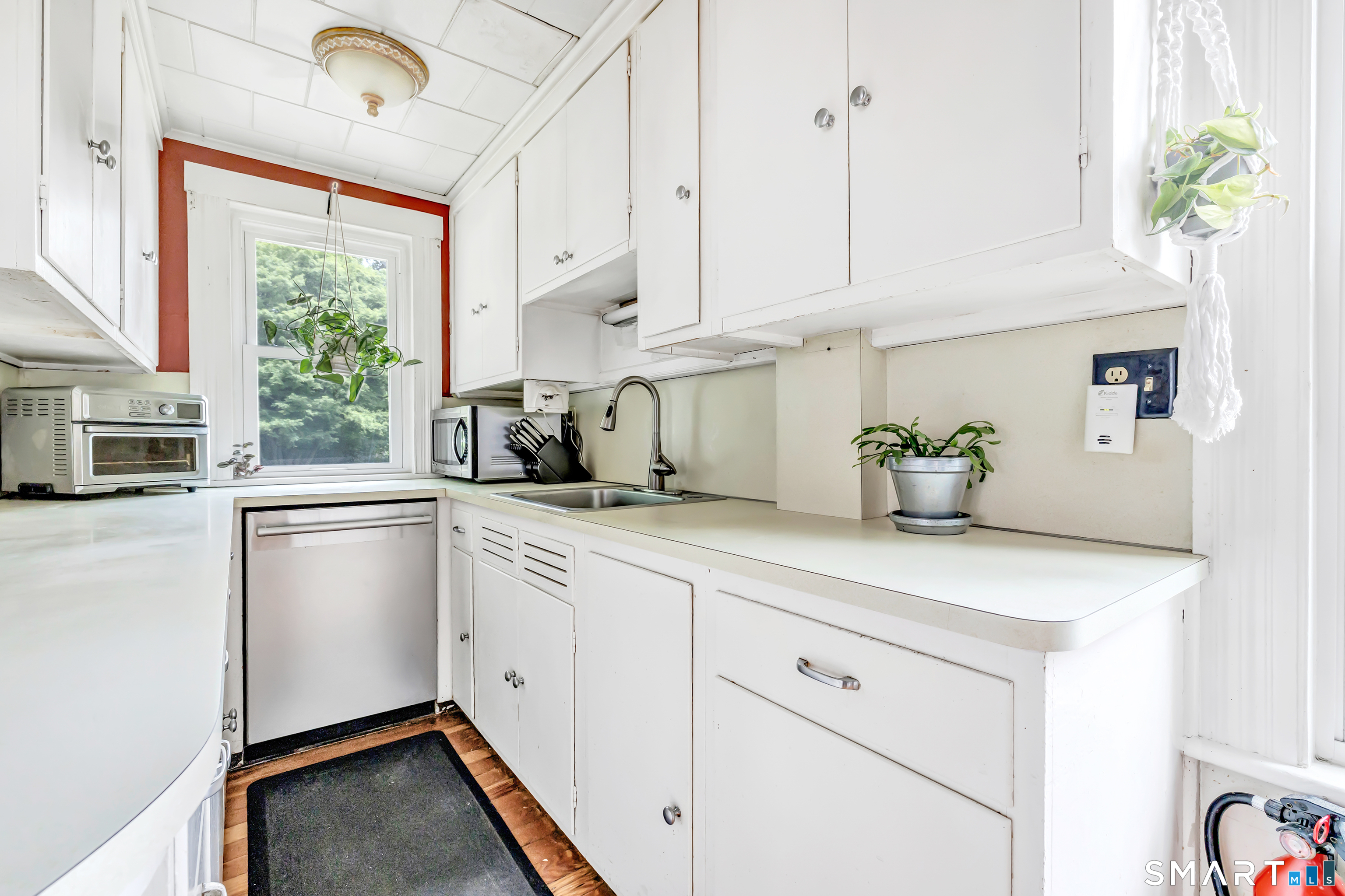 1326 Huntington Road photo 16