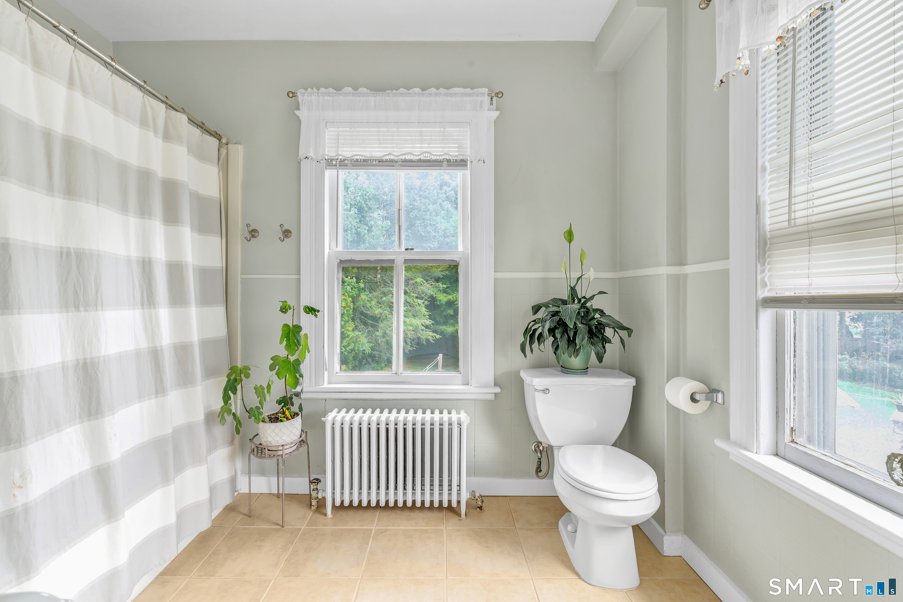 1326 Huntington Road photo 22